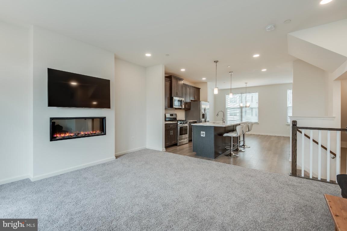 HYDE PARK - Residential