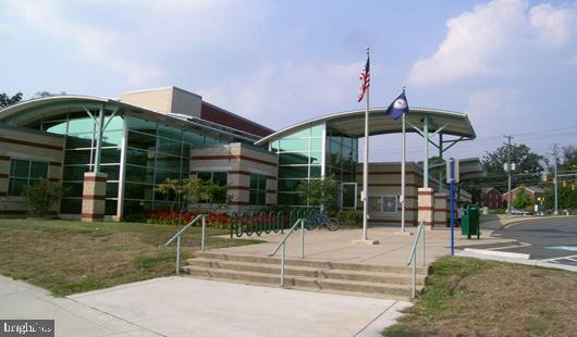 THE CARLTON - Residential