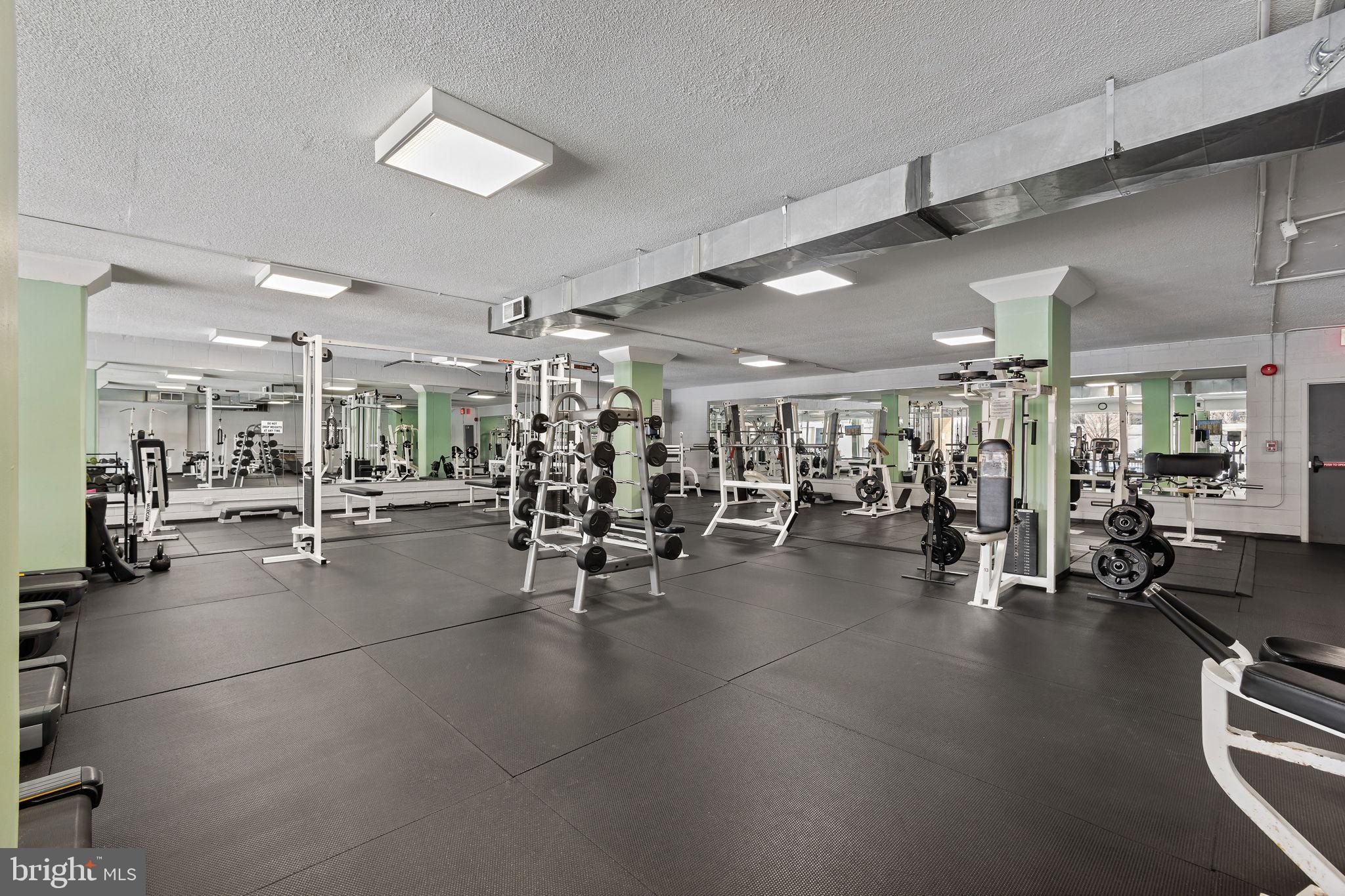 THE CARLTON - Residential