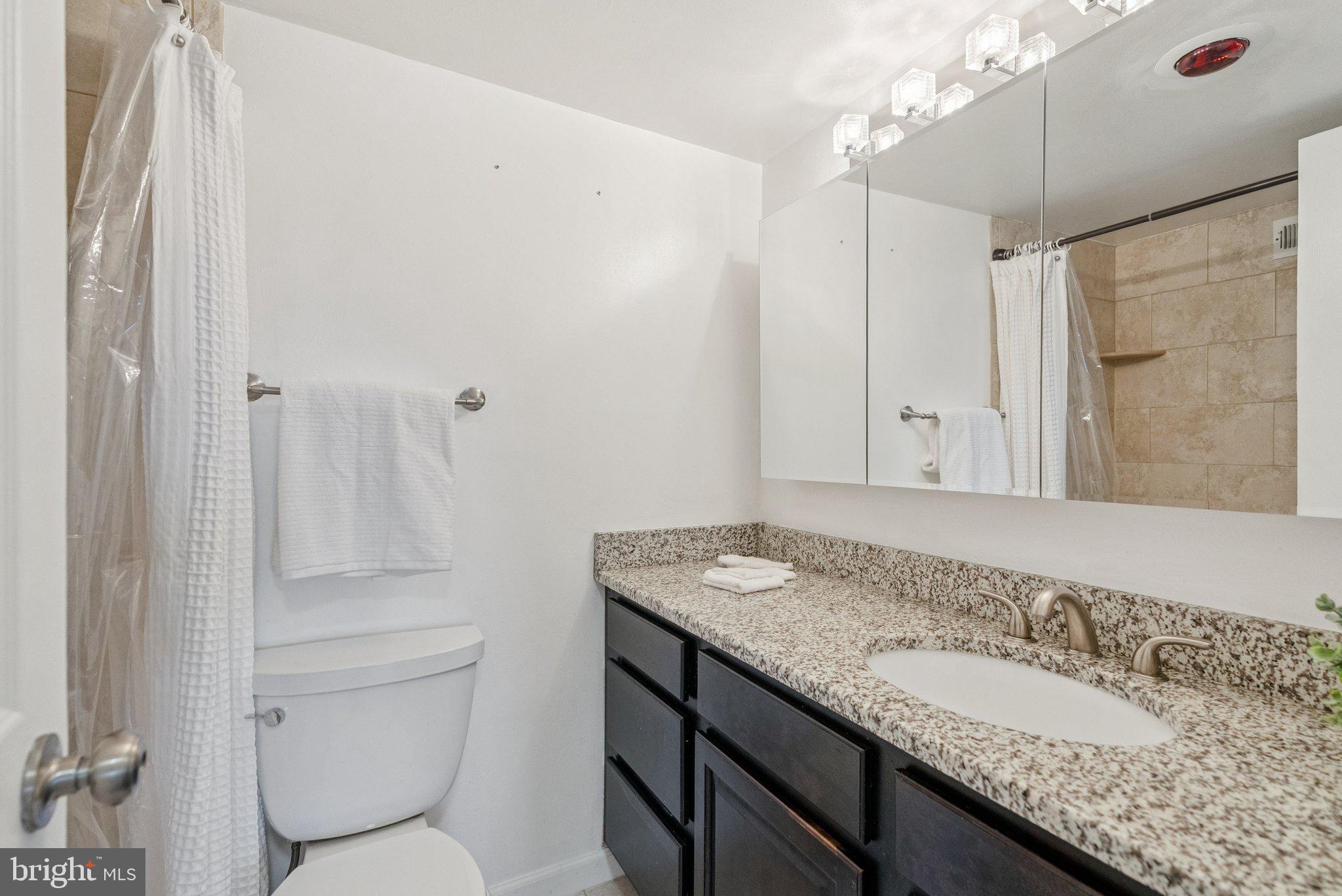 THE CARLTON - Residential