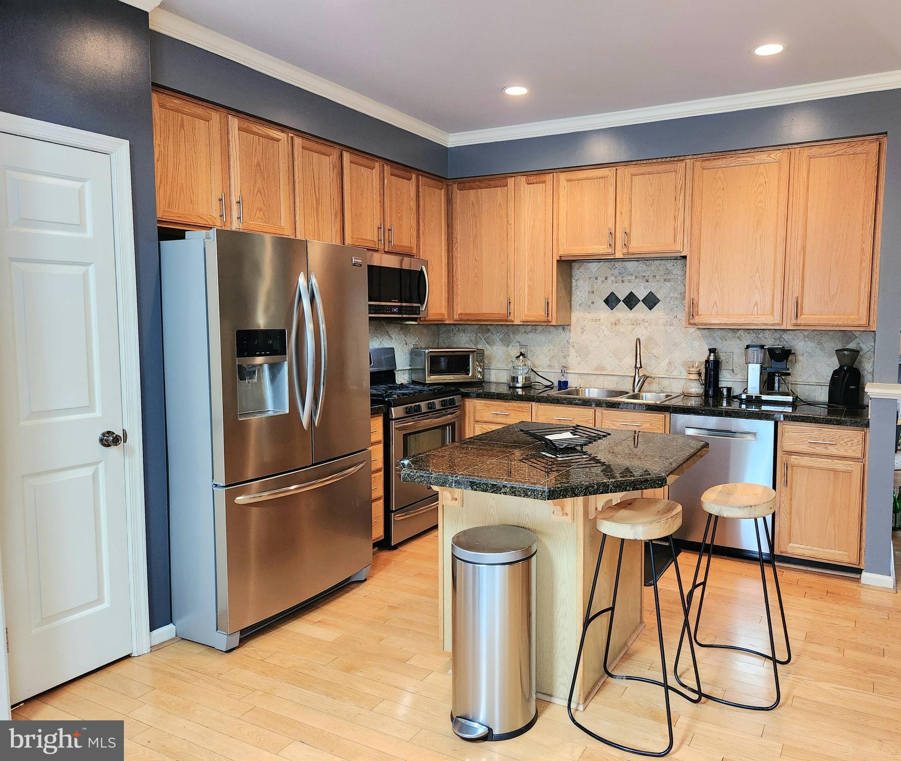 ASHBURN FARM - Residential