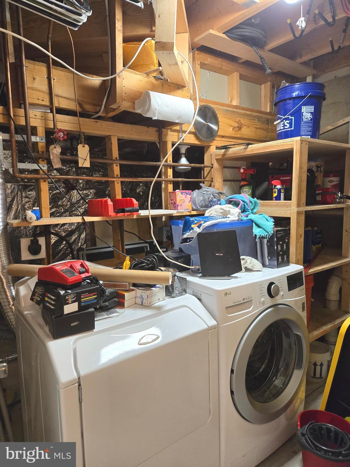 ASHBURN FARM - Residential