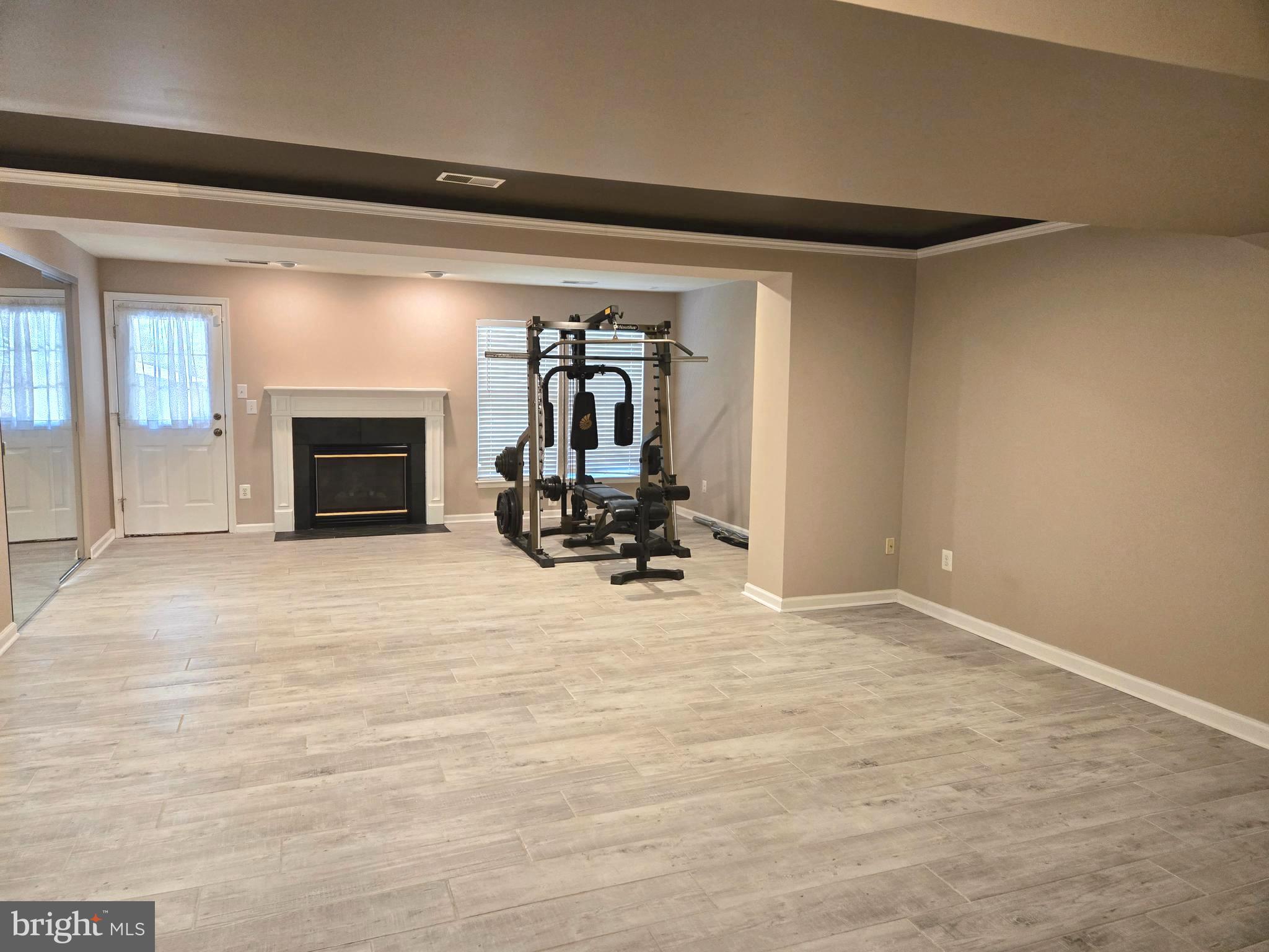 ASHBURN FARM - Residential