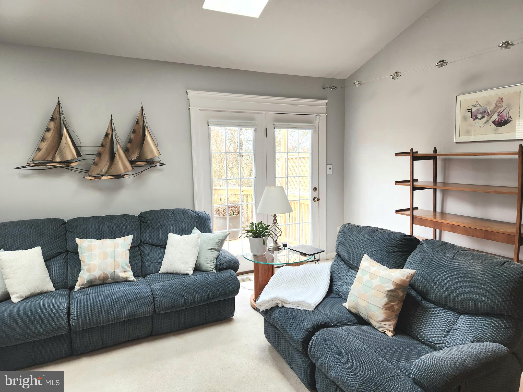 ASHBURN FARM - Residential