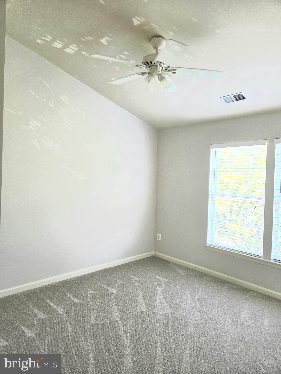 ASHBURN FARM - Residential