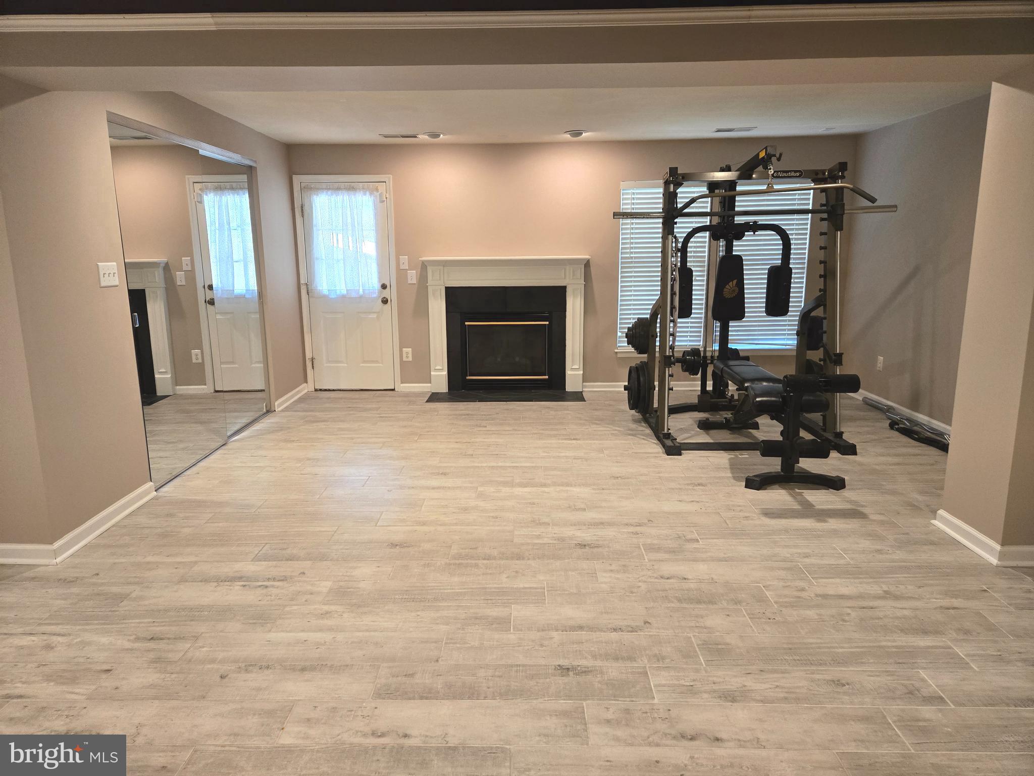 ASHBURN FARM - Residential