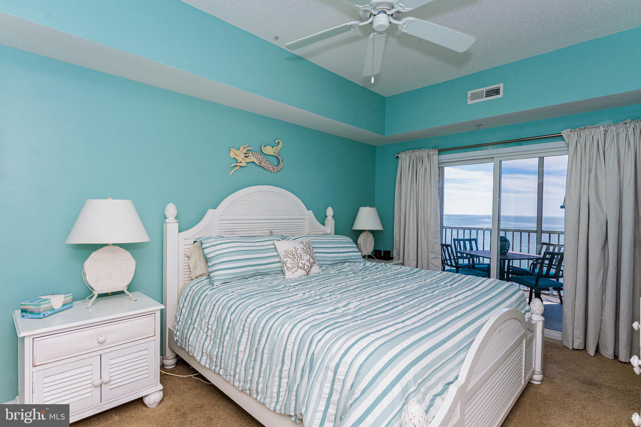 HARBOUR LIGHT CONDOS - Residential