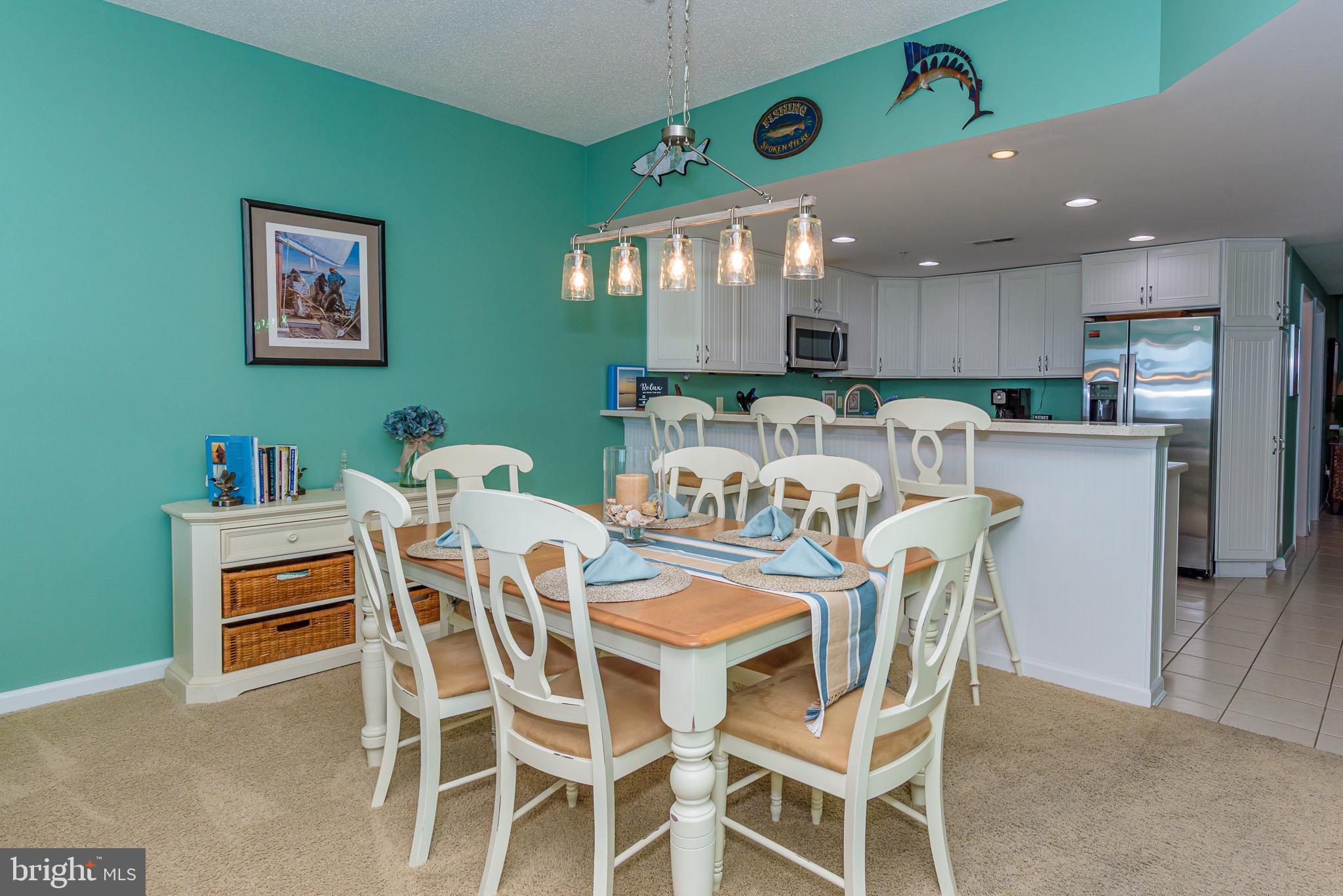 HARBOUR LIGHT CONDOS - Residential