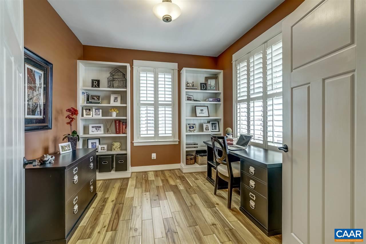 OLD TRAIL - Residential