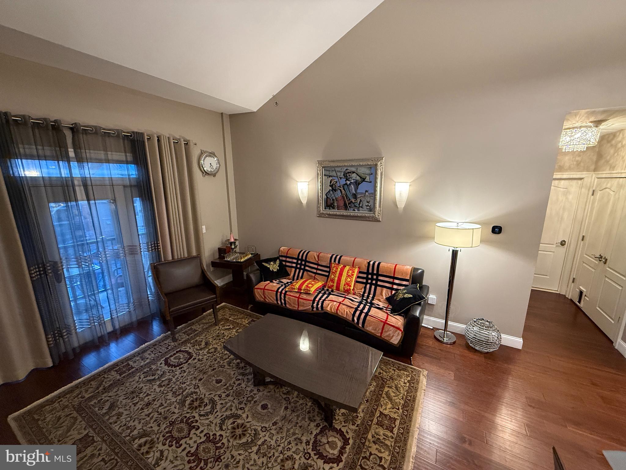 HUNTINGDON PLACE - Residential