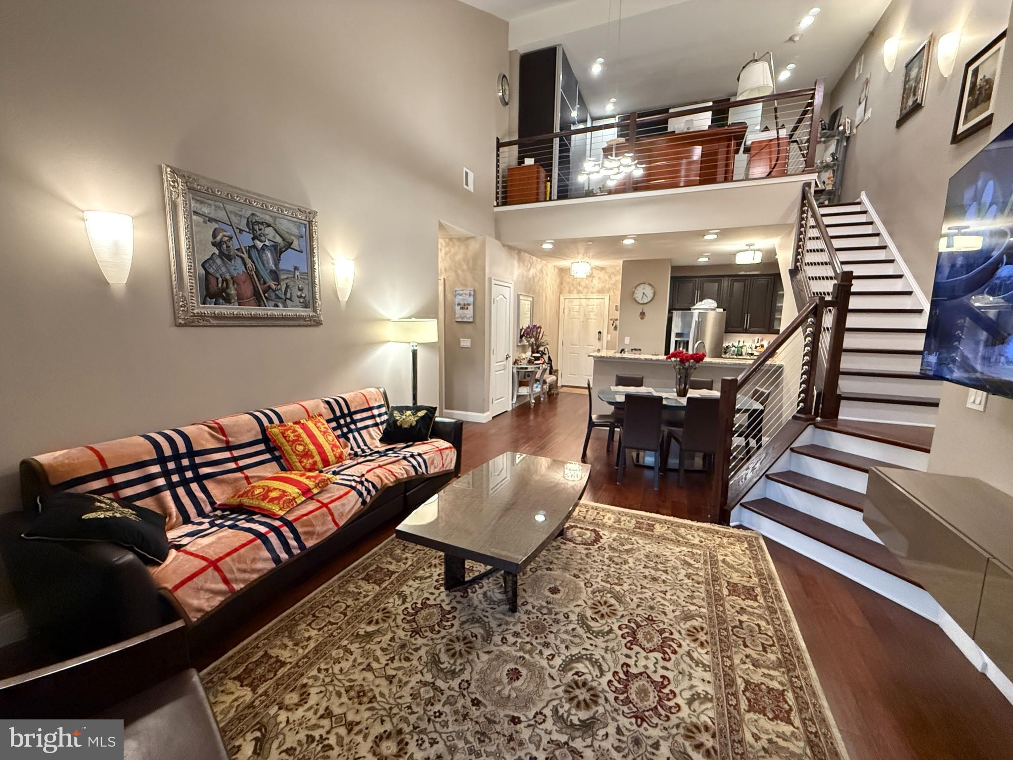 HUNTINGDON PLACE - Residential