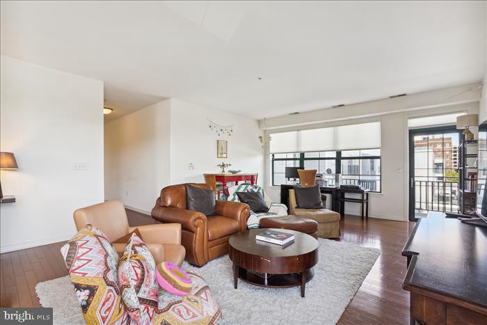 CHARLES VILLAGE - Residential