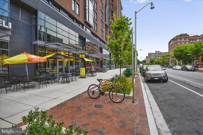 CHARLES VILLAGE - Residential