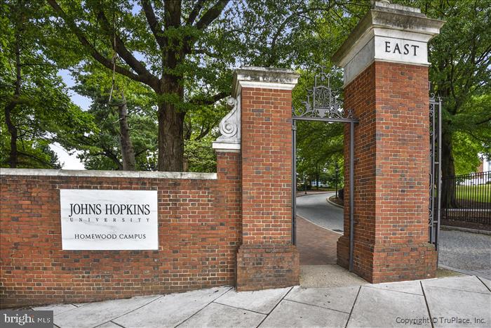 CHARLES VILLAGE - Residential