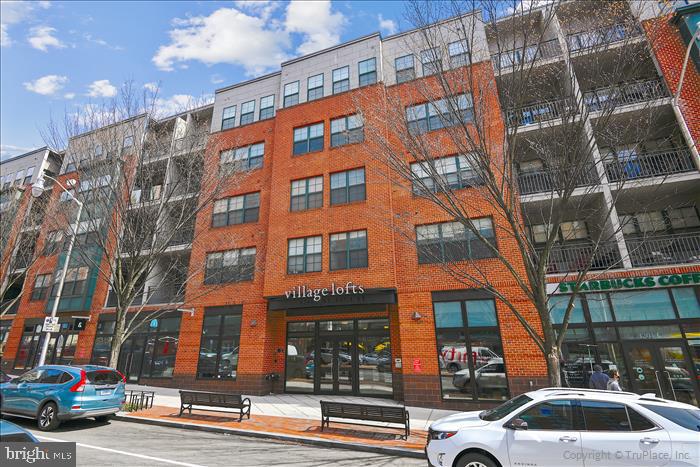 CHARLES VILLAGE - Residential