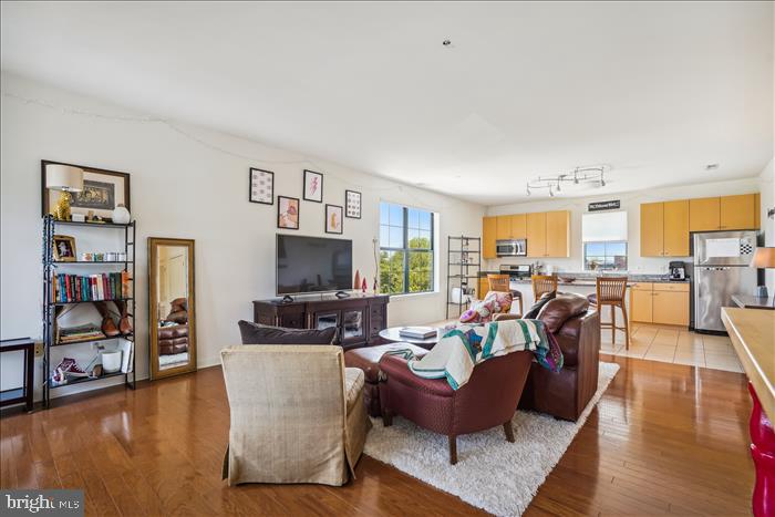 CHARLES VILLAGE - Residential