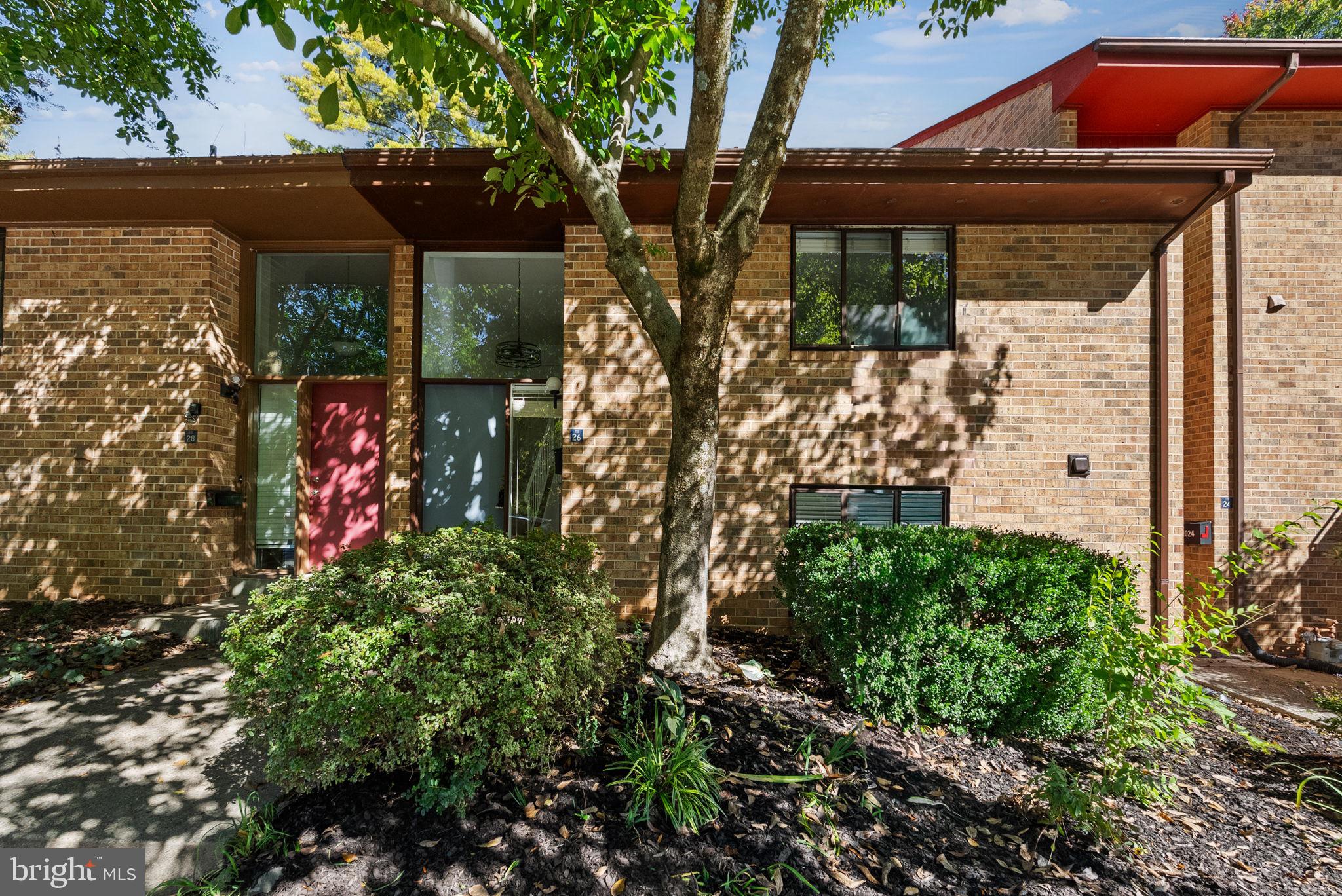 RESTON - Residential