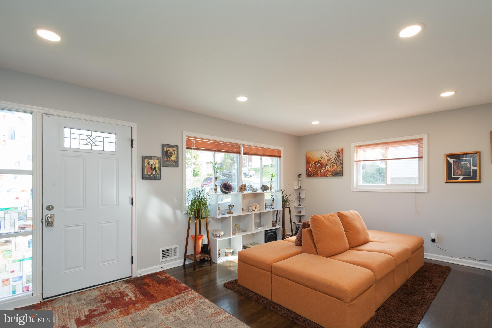 HILLCREST ESTATES - Residential