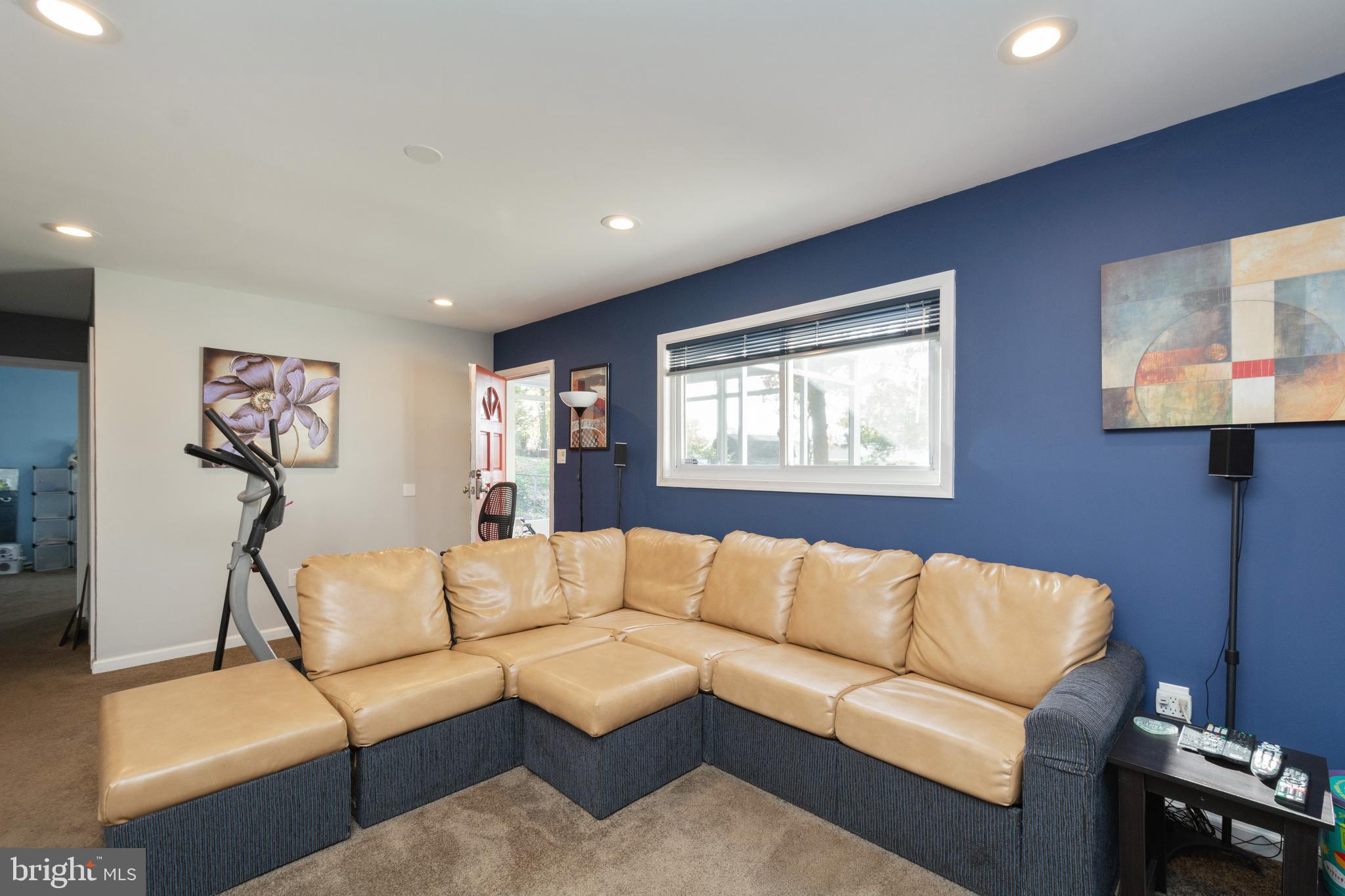 HILLCREST ESTATES - Residential