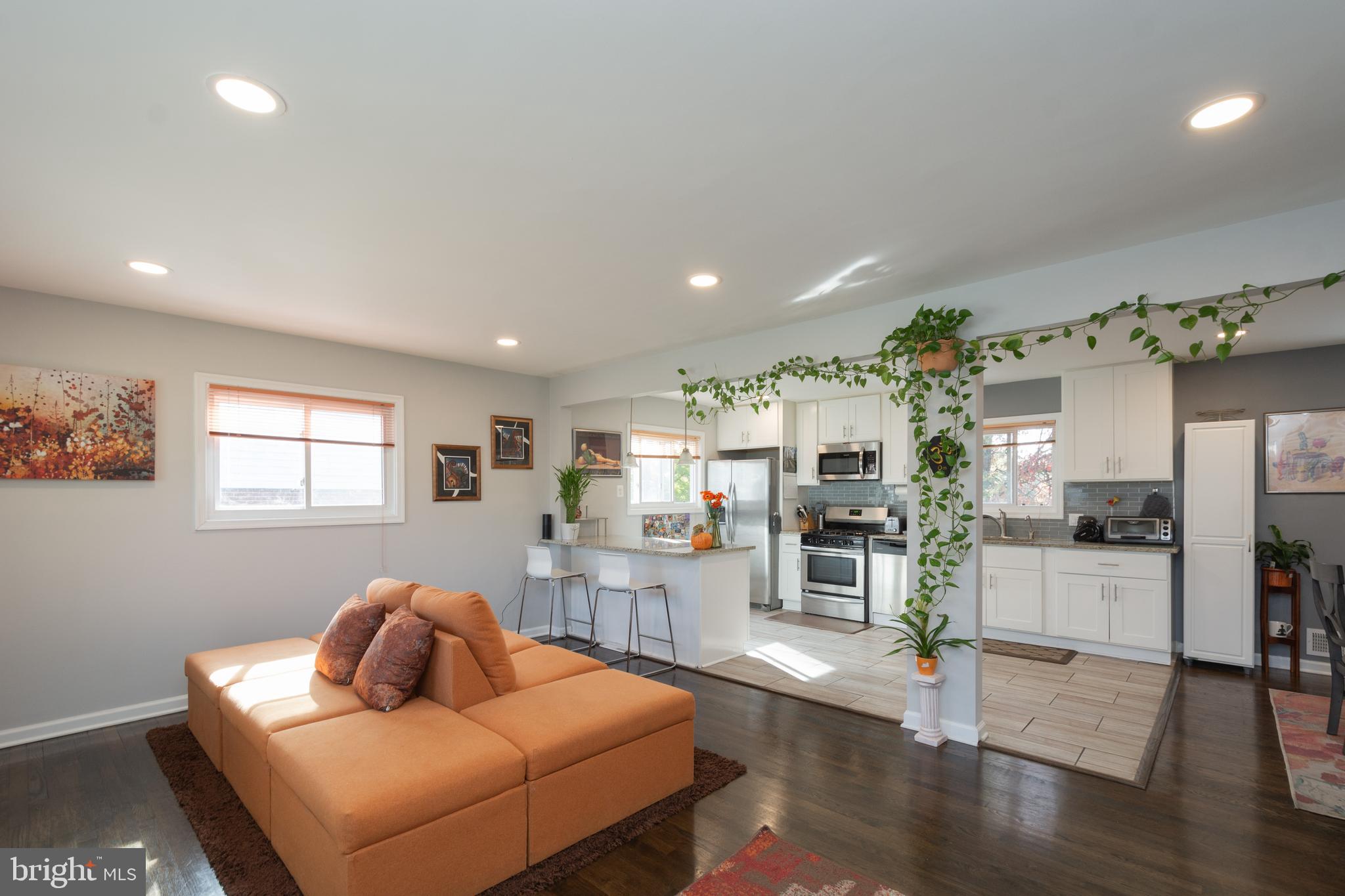 HILLCREST ESTATES - Residential