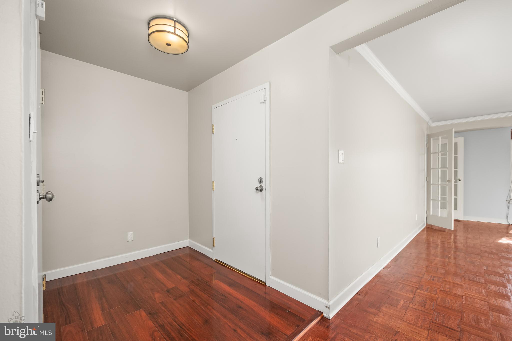 GYPSY LANE CONDOS - Residential