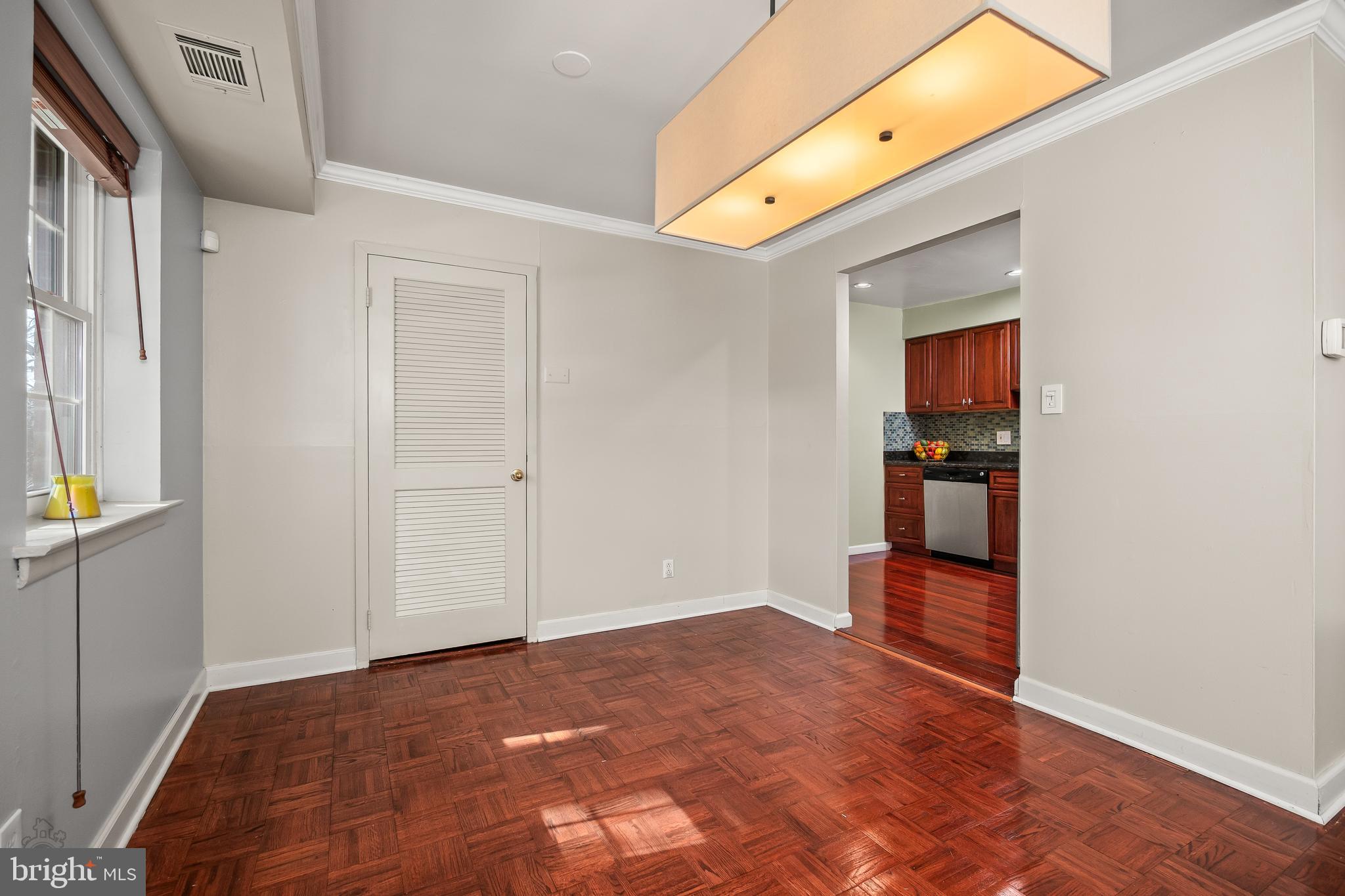 GYPSY LANE CONDOS - Residential