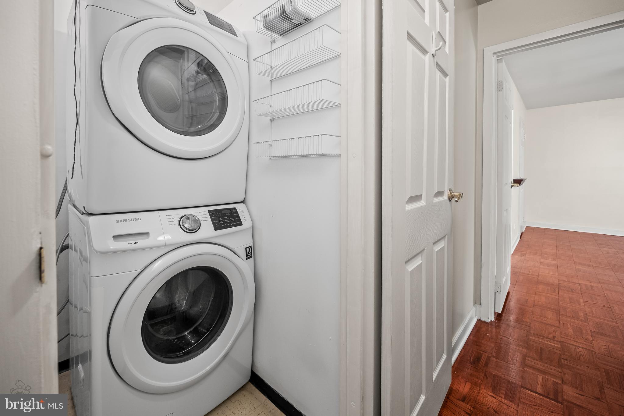 GYPSY LANE CONDOS - Residential