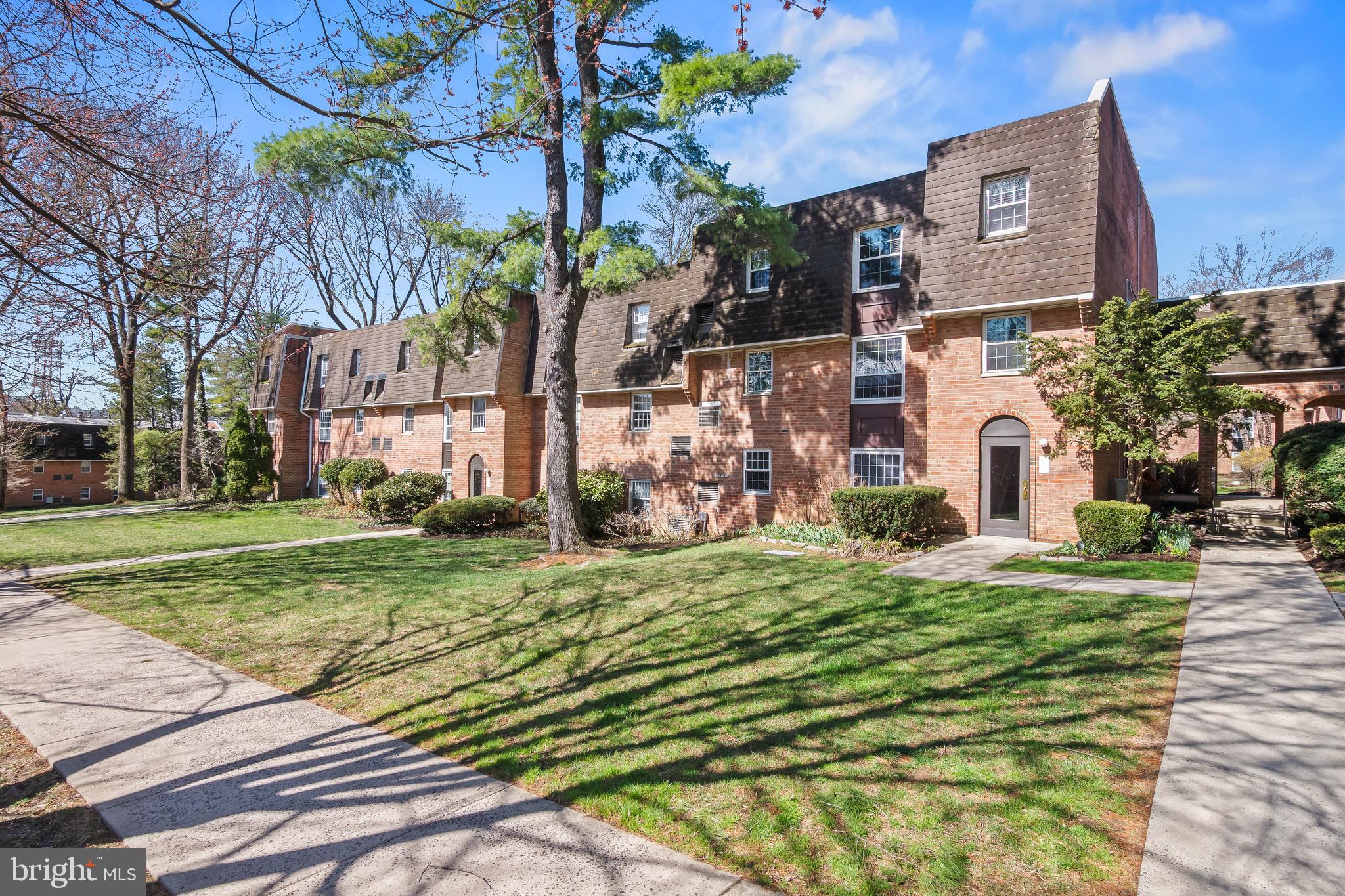 GYPSY LANE CONDOS - Residential