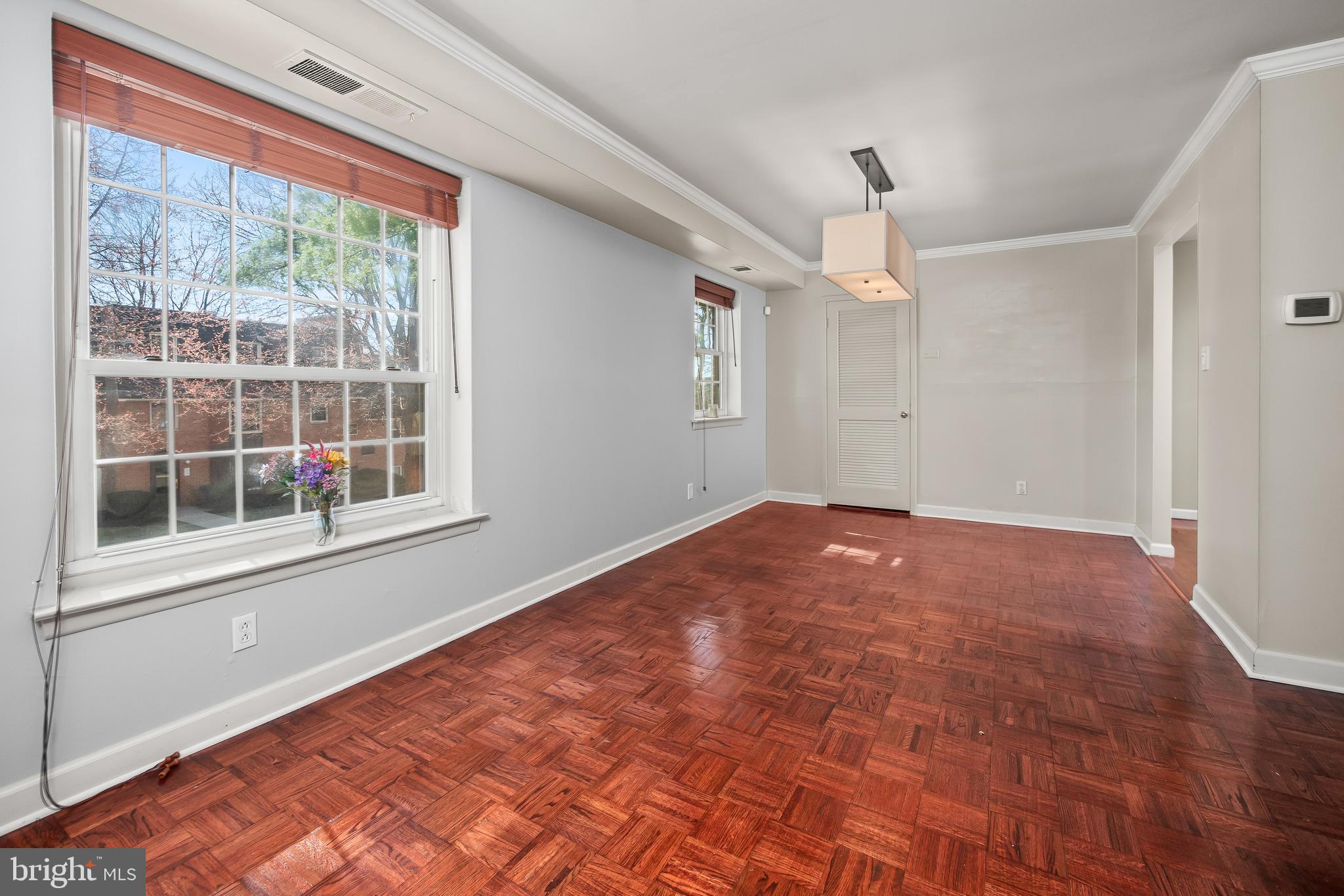 GYPSY LANE CONDOS - Residential