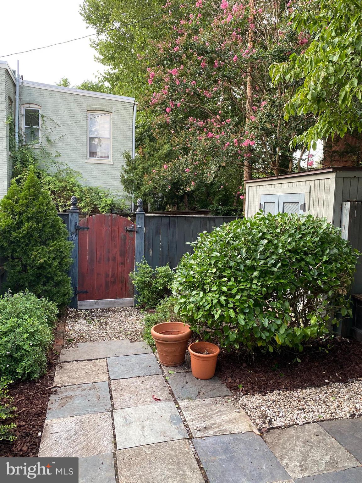 OLD TOWN ALEXANDRIA - Residential Lease