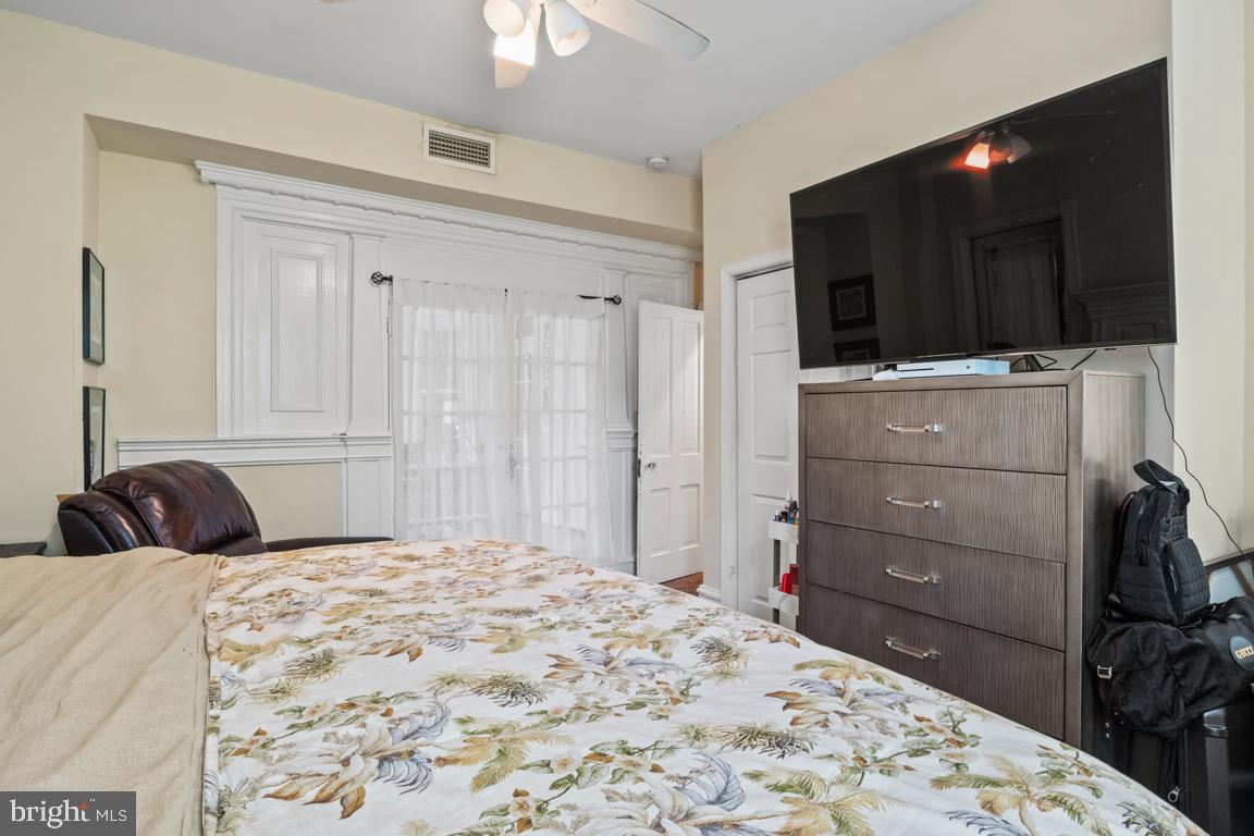 LANSDALE - Residential