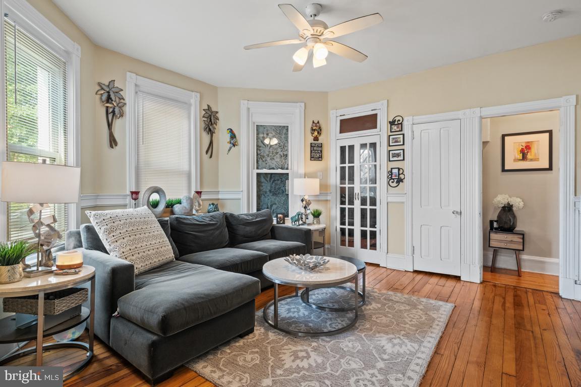 LANSDALE - Residential