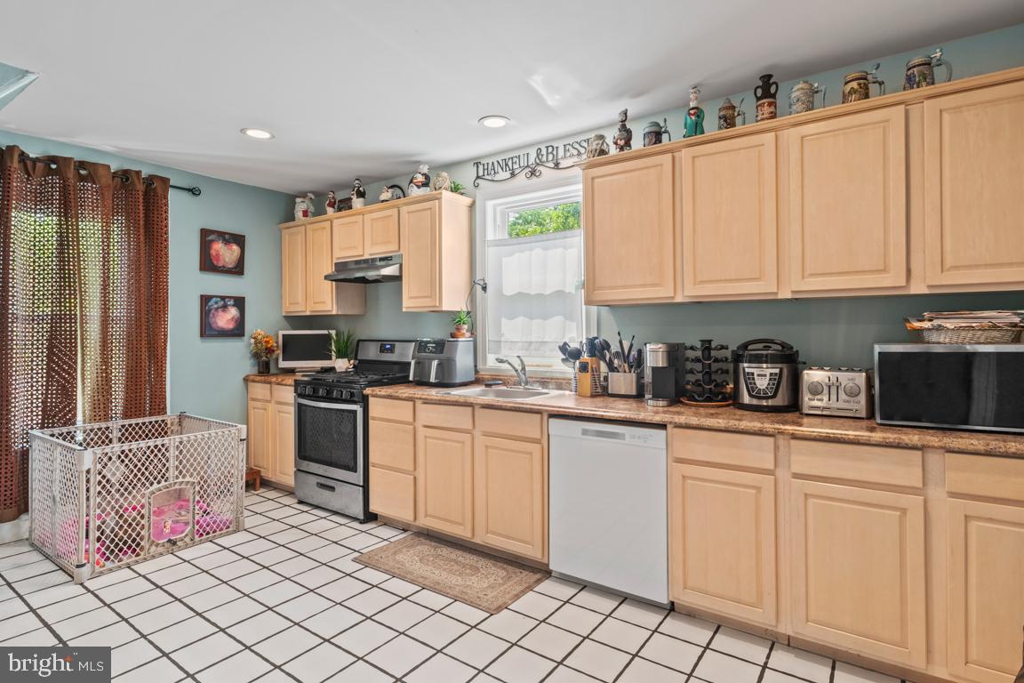 LANSDALE - Residential