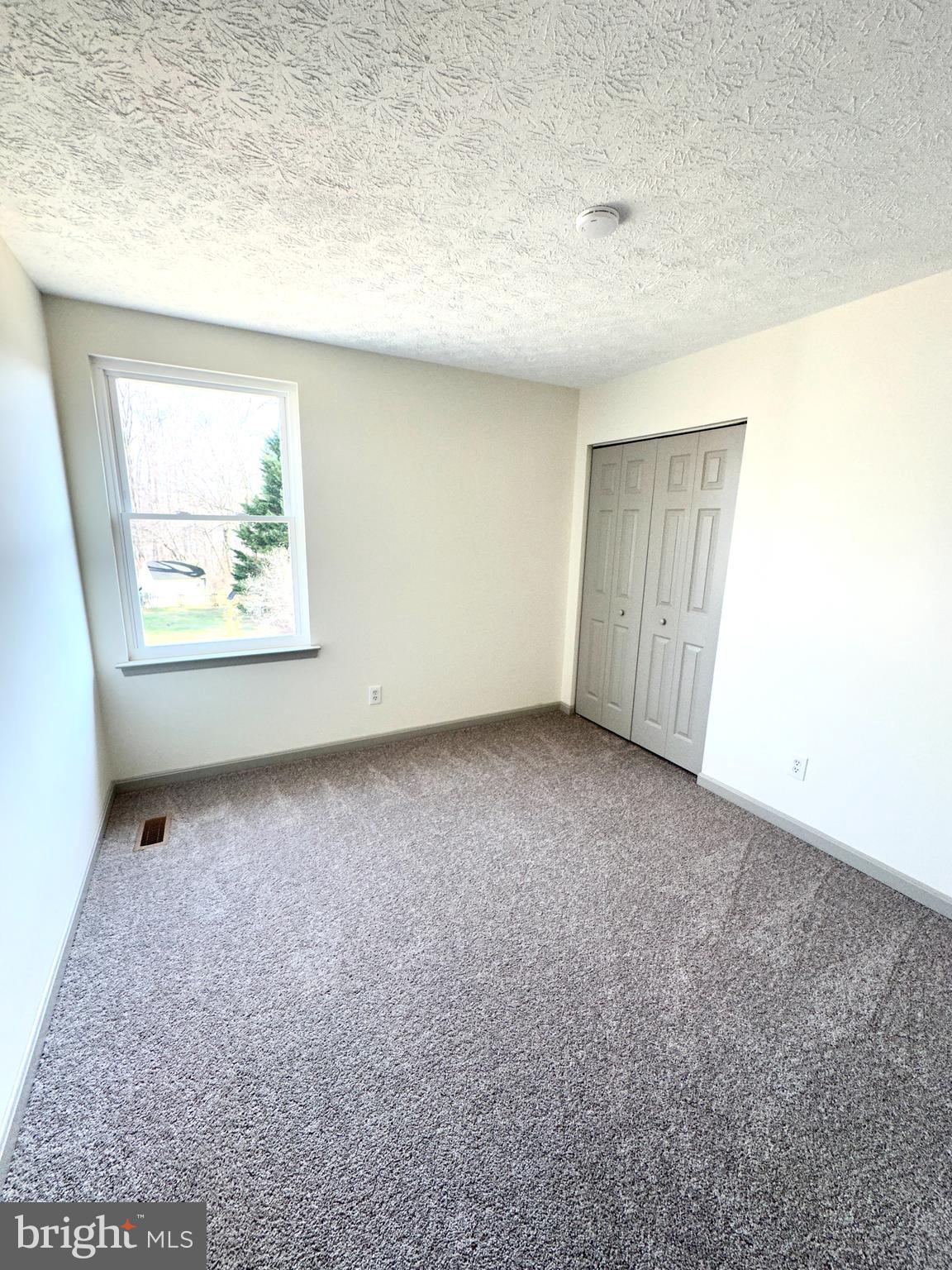 WOODS OF BAYVIEW - Residential