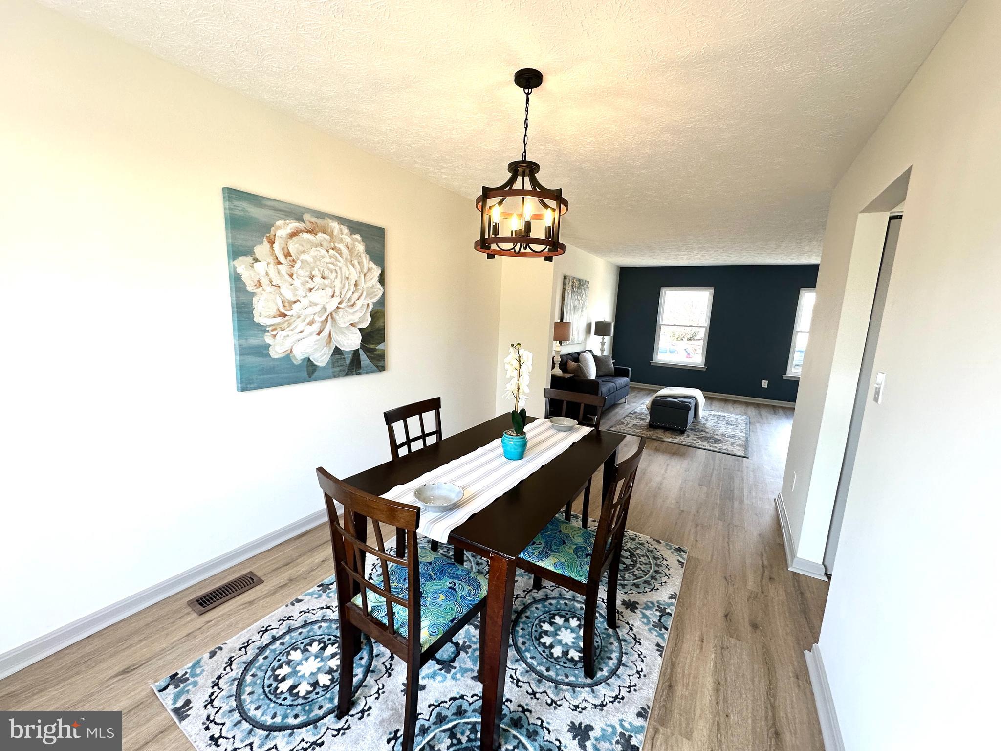 WOODS OF BAYVIEW - Residential