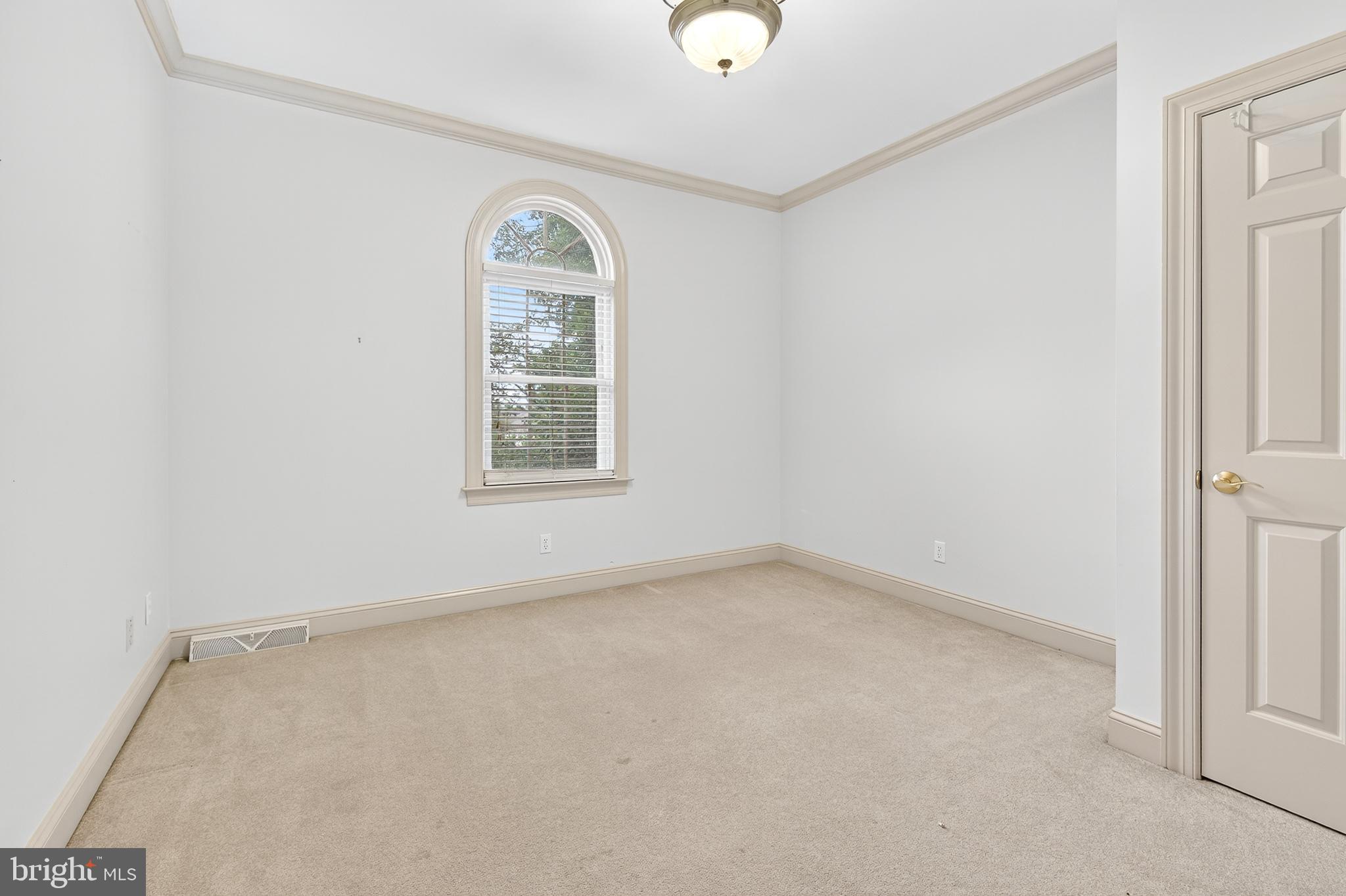 BRITTANY - Residential