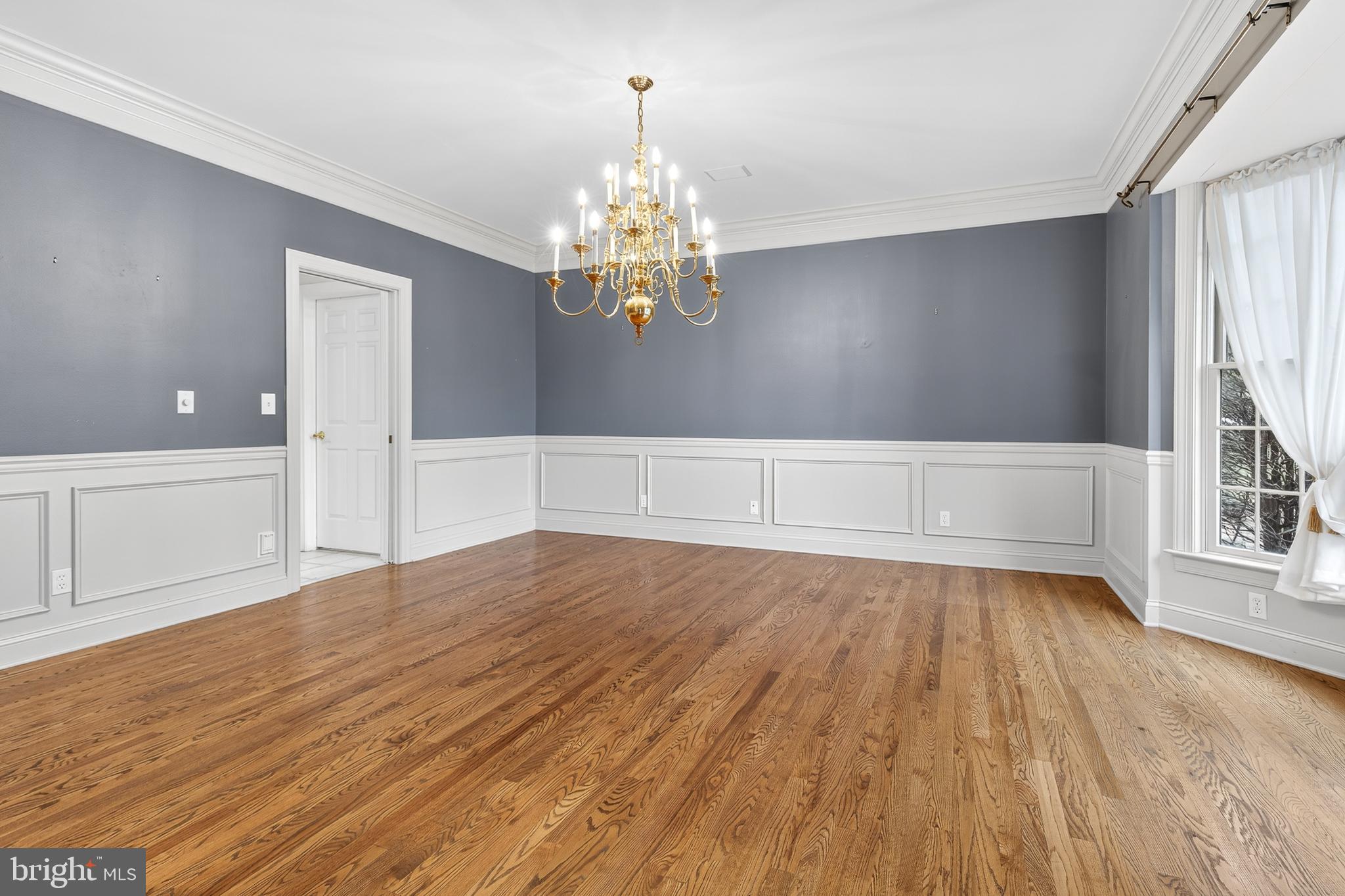 BRITTANY - Residential