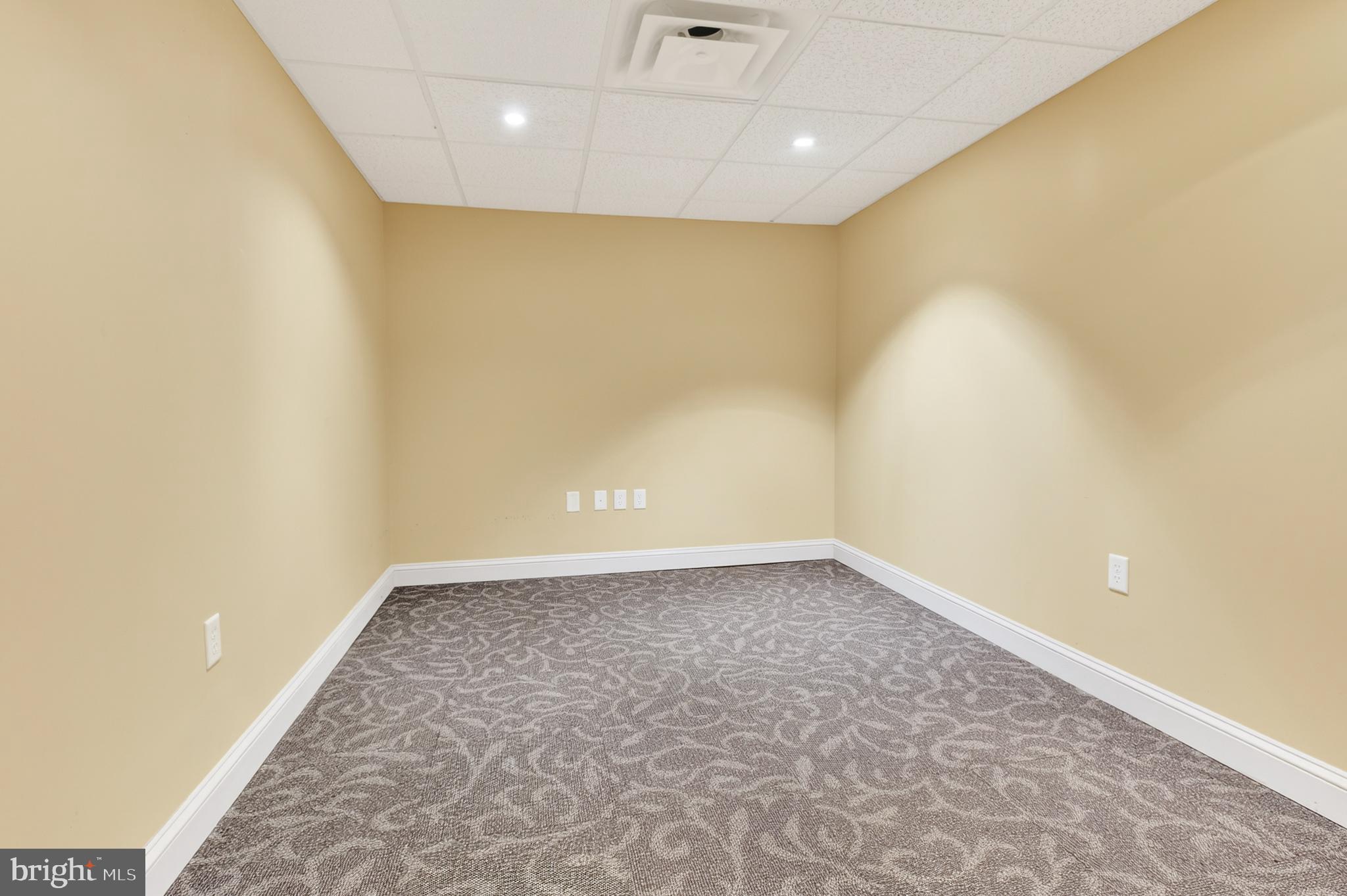 BRITTANY - Residential