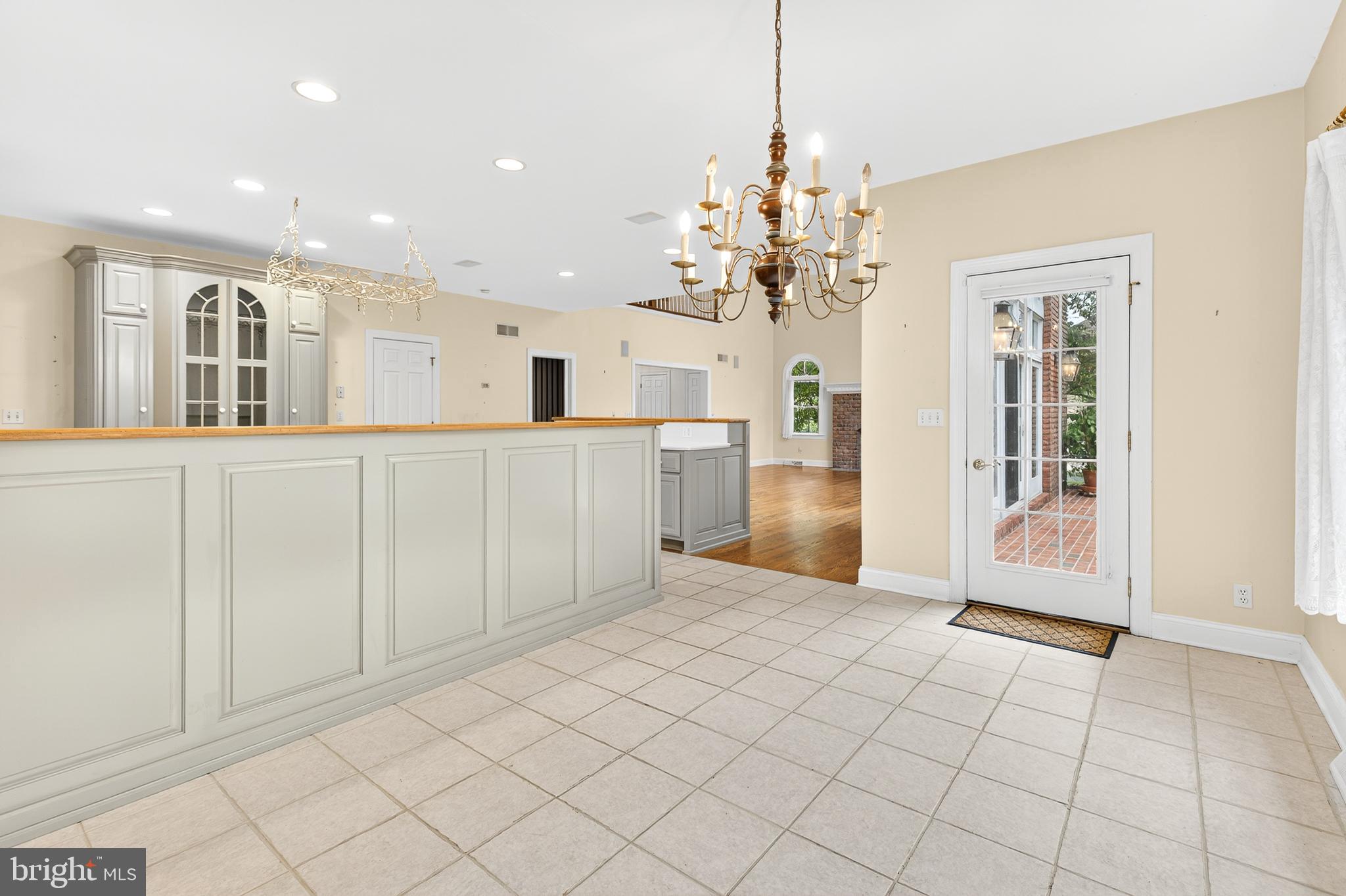 BRITTANY - Residential