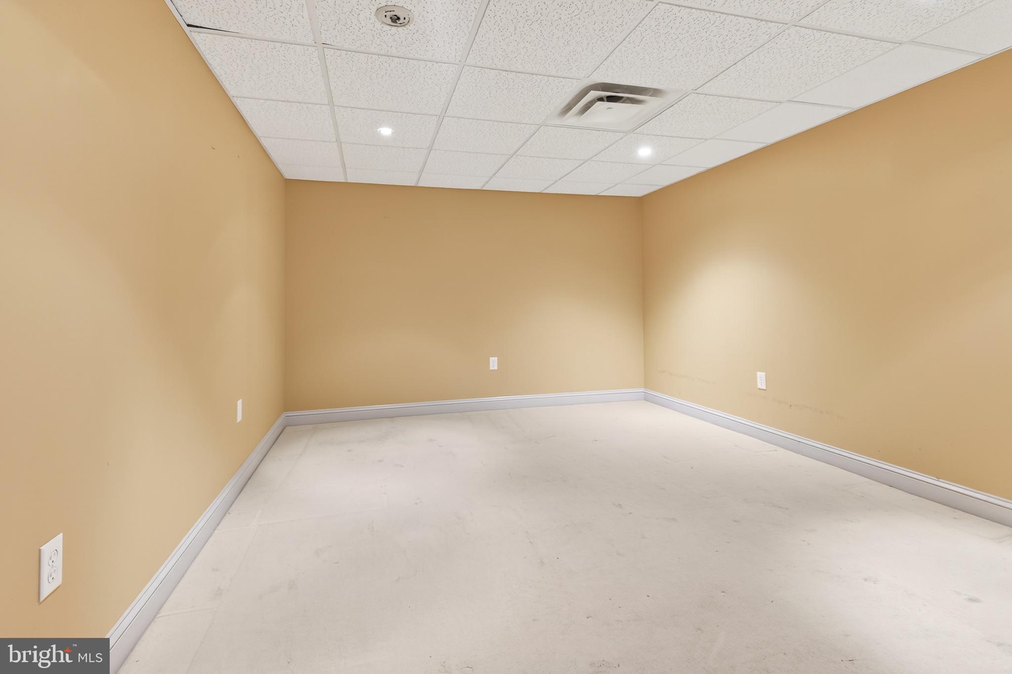 BRITTANY - Residential