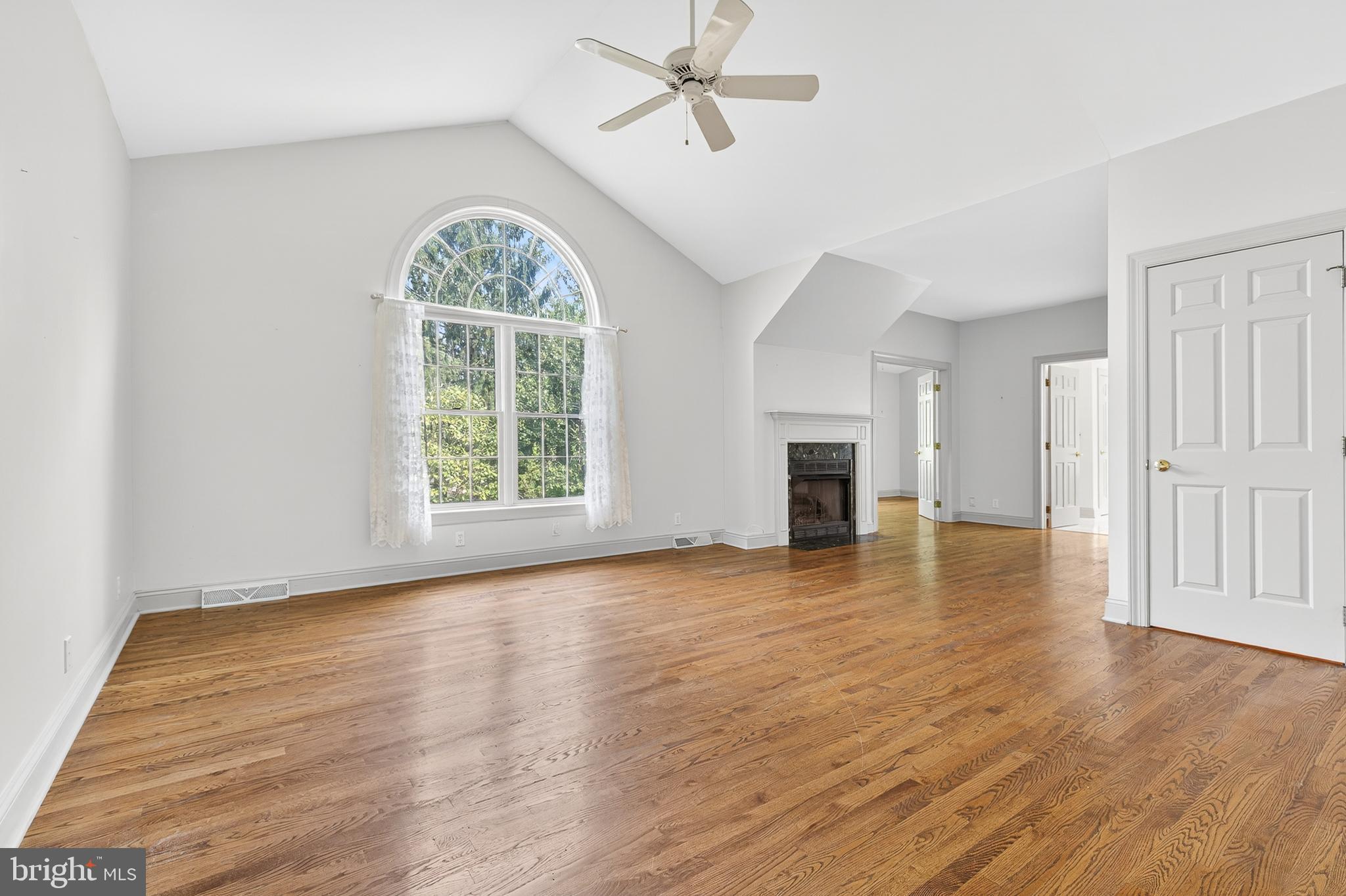 BRITTANY - Residential