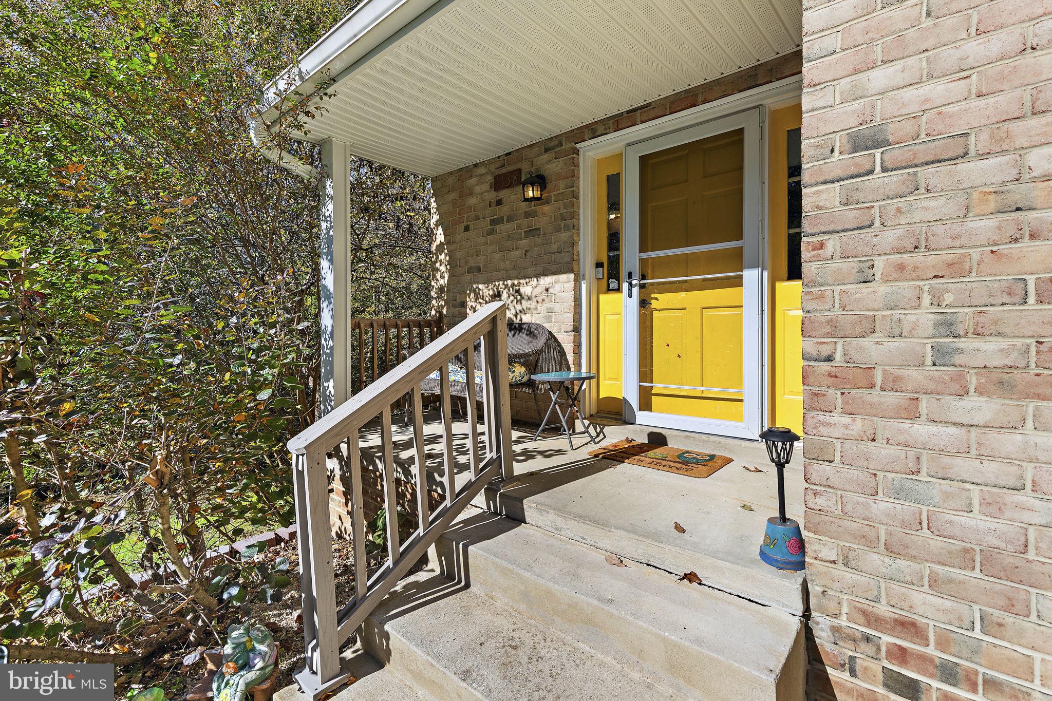1138 STARMOUNT COURT