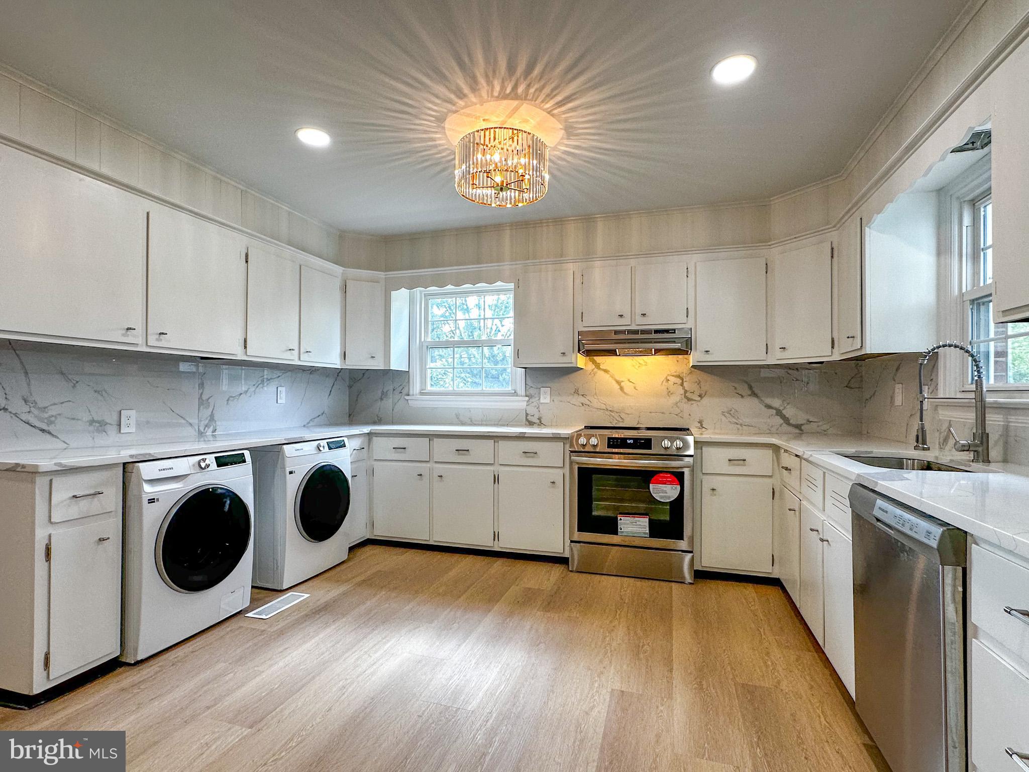 CLOVER HILL - Residential