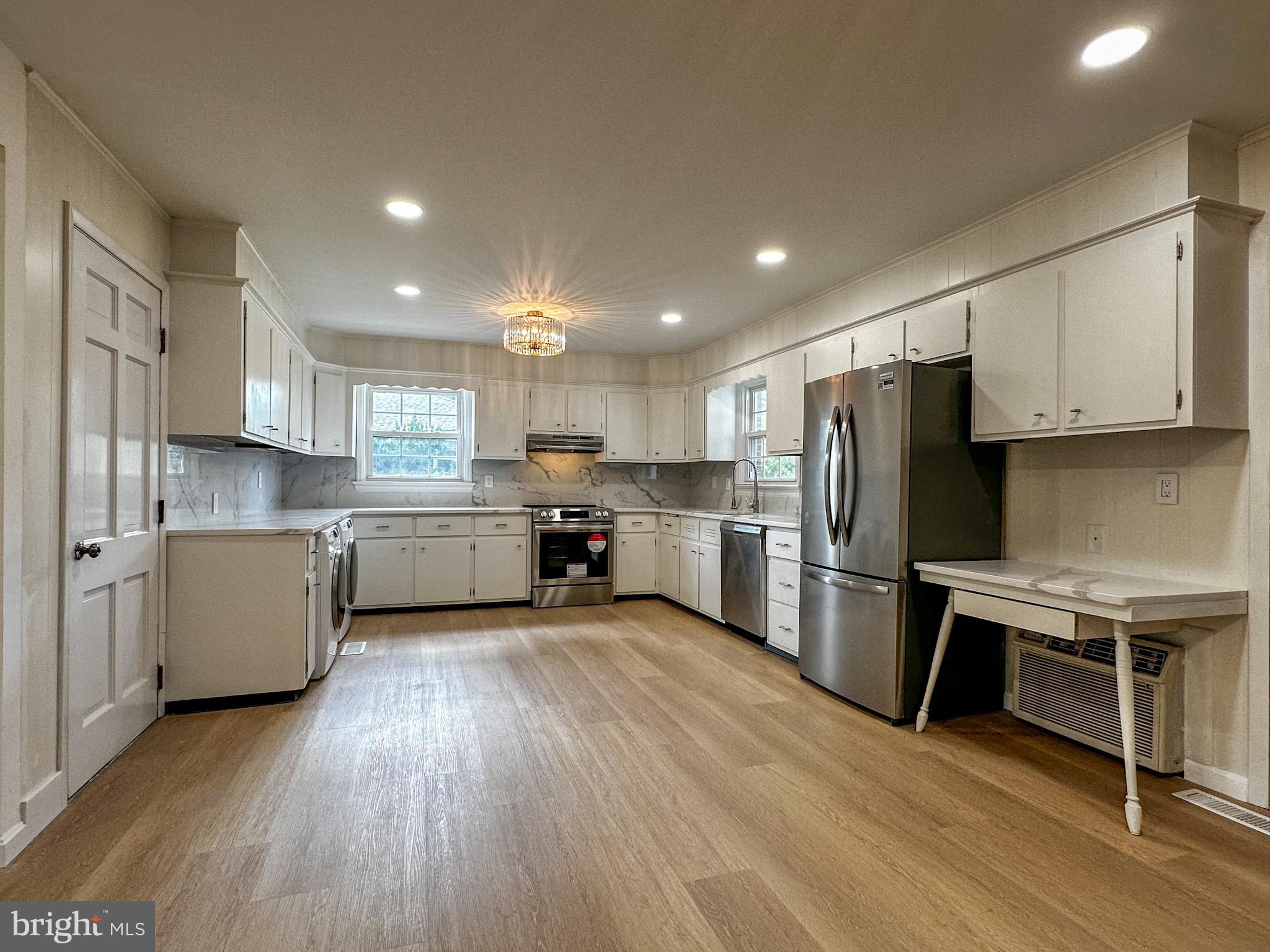 CLOVER HILL - Residential