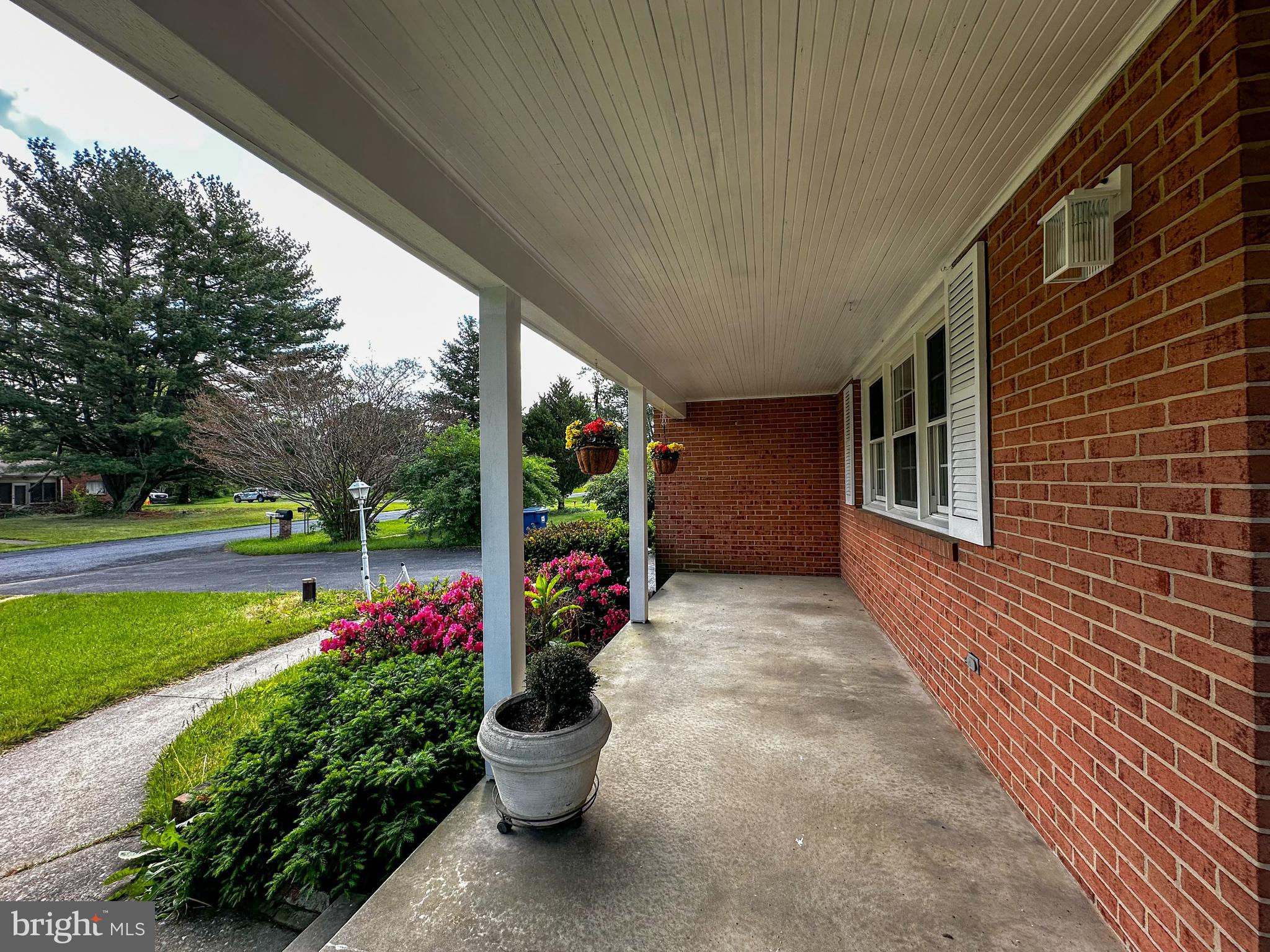 CLOVER HILL - Residential