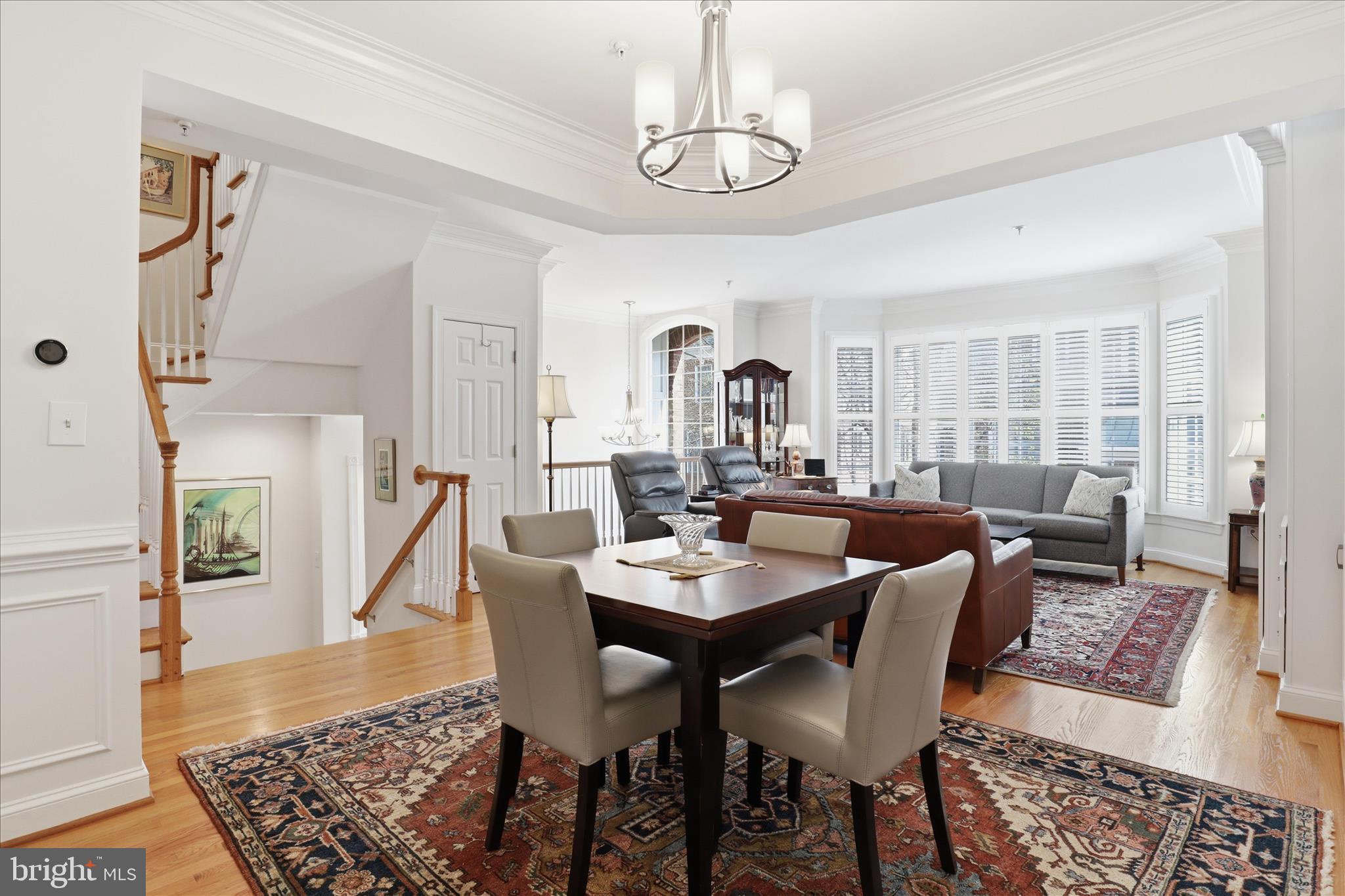 MCLEAN CREST - Residential