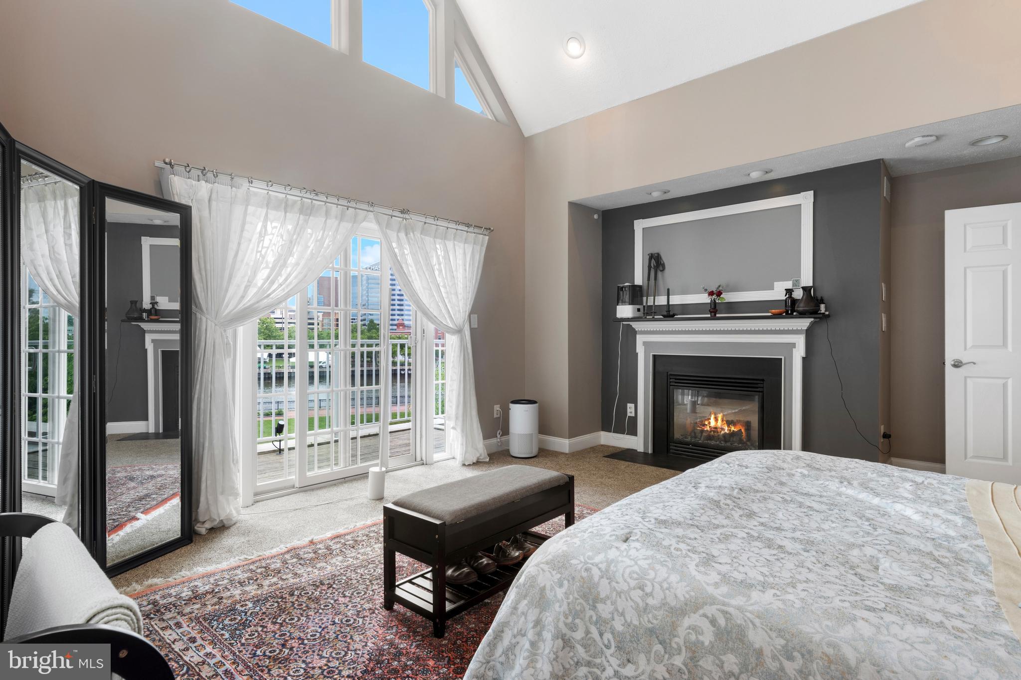 CHRISTINA LANDING - Residential