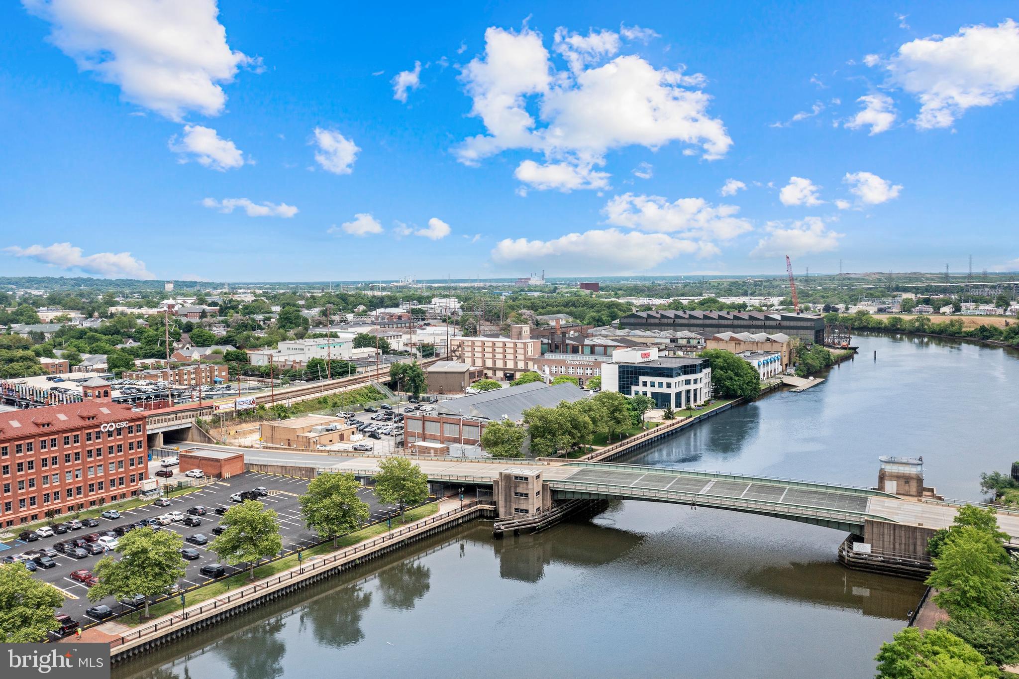 CHRISTINA LANDING - Residential