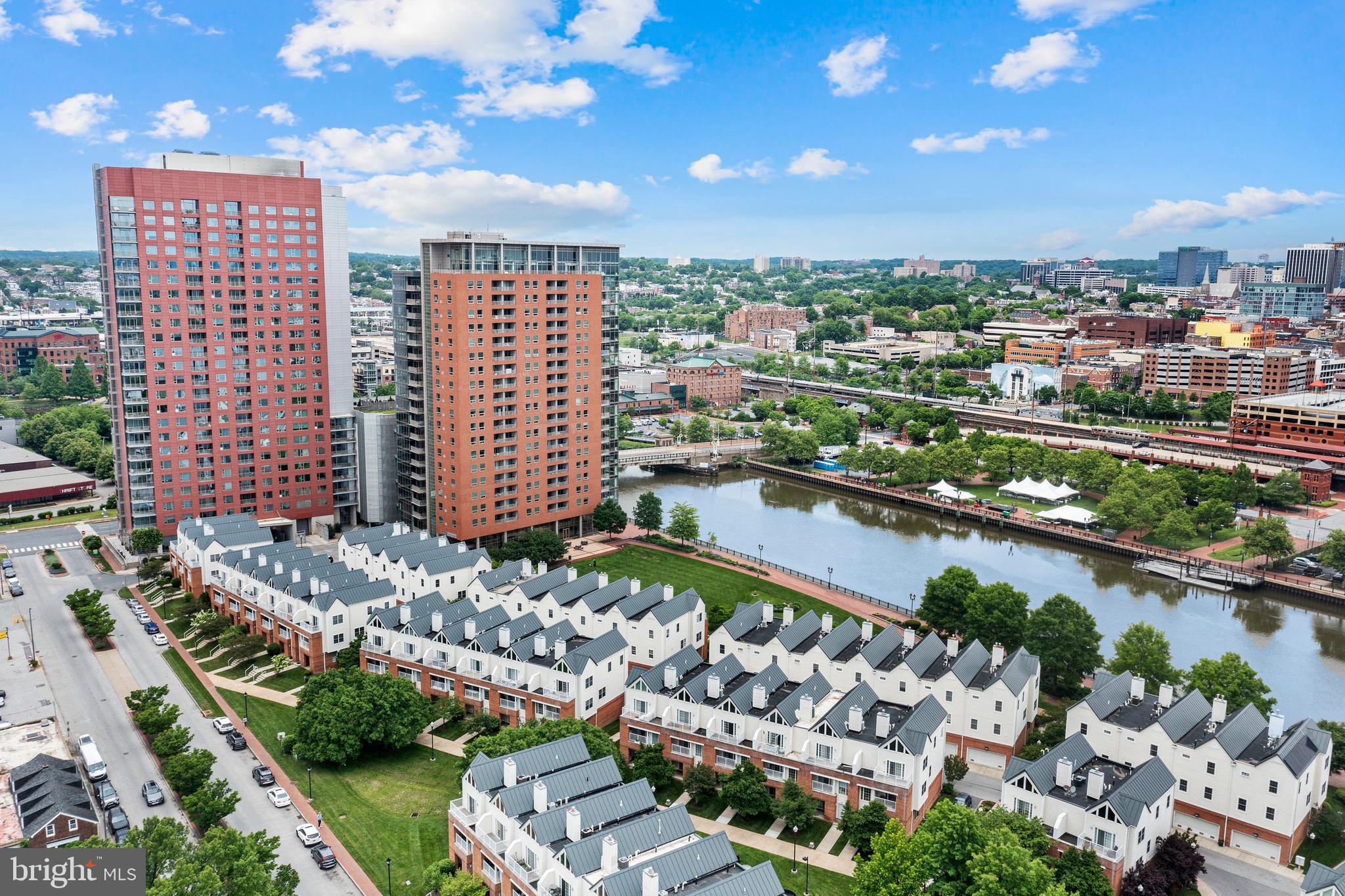 CHRISTINA LANDING - Residential