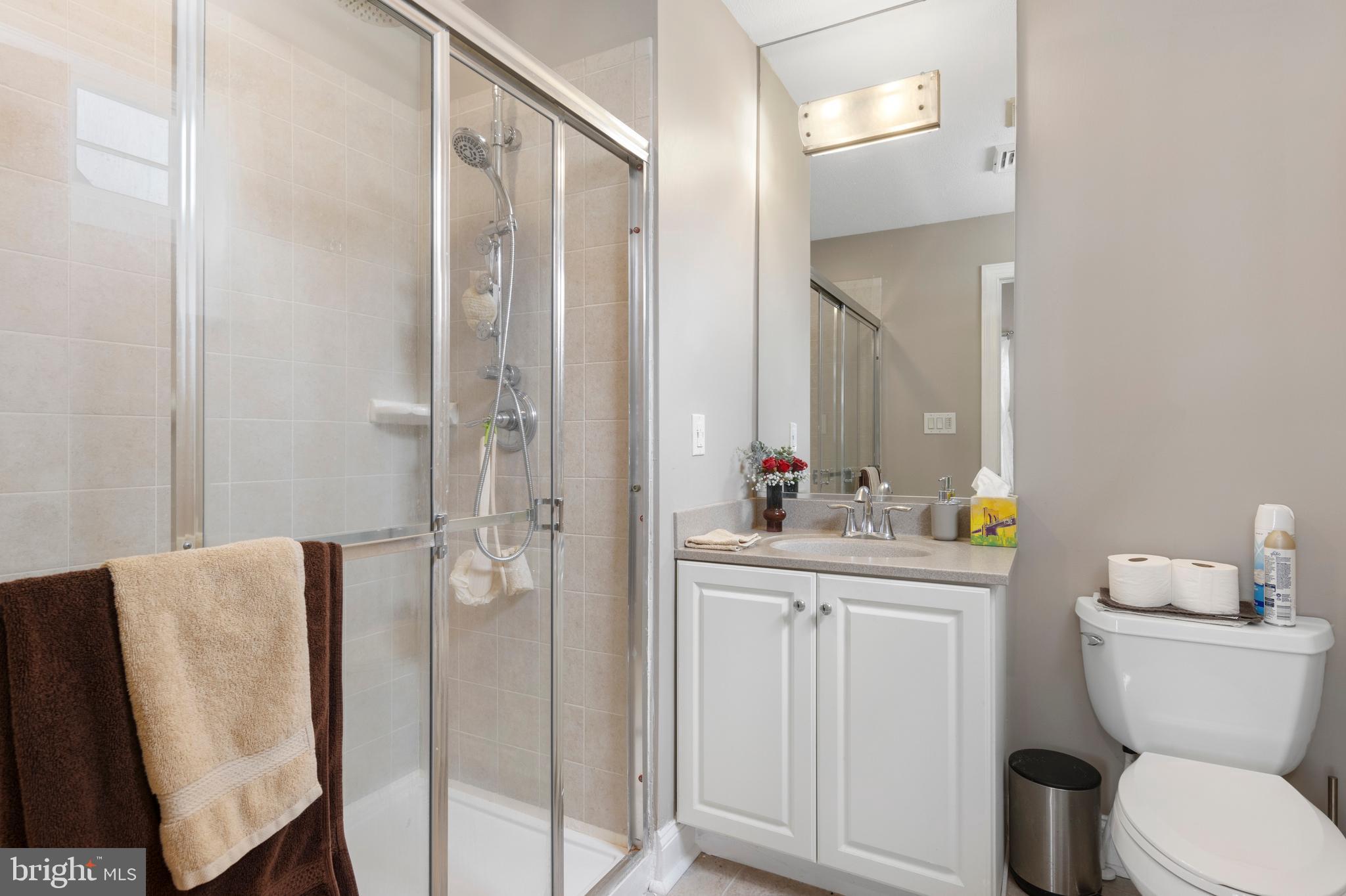 CHRISTINA LANDING - Residential